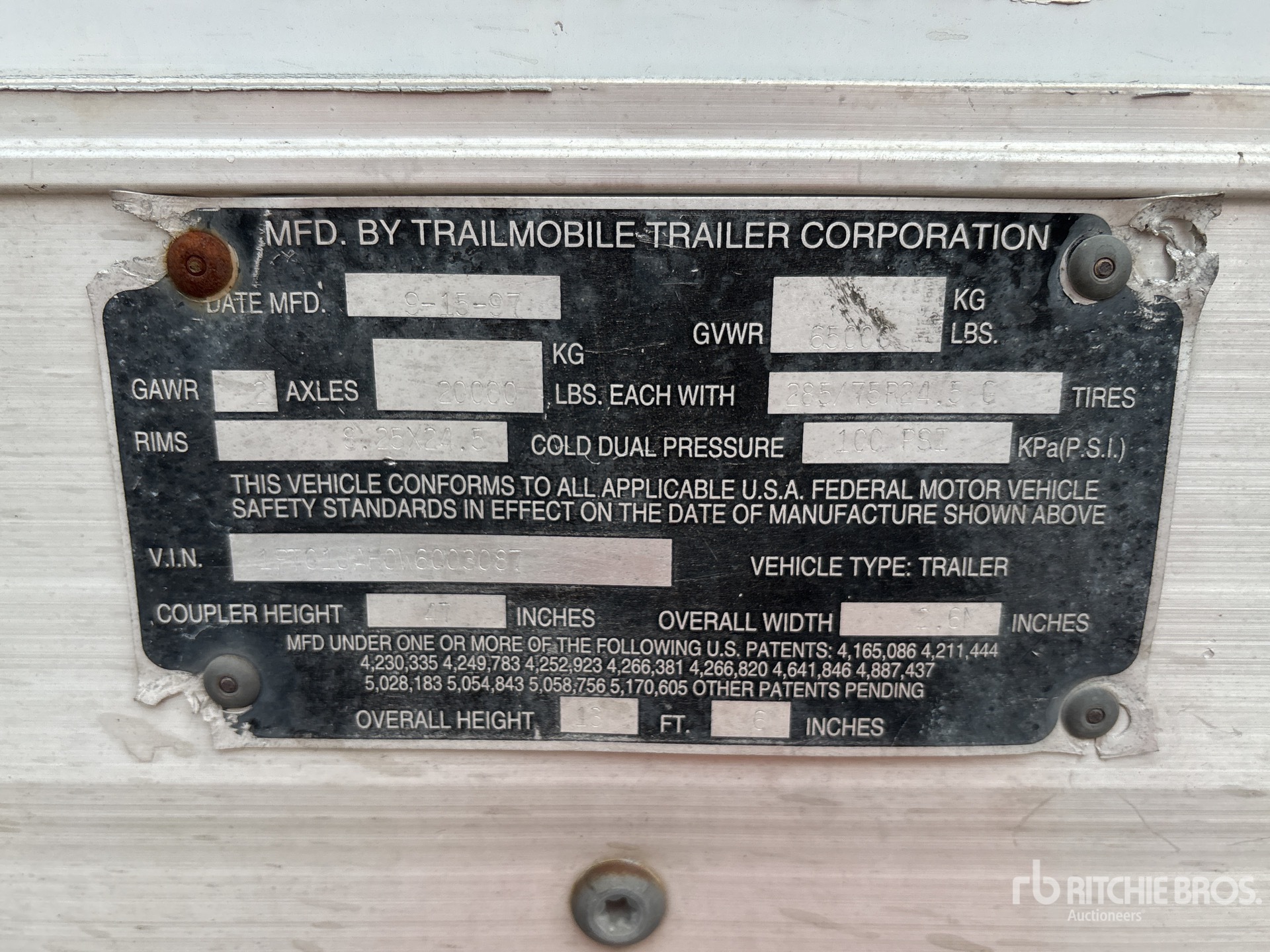 General Appearance with Seriennummer / FIN