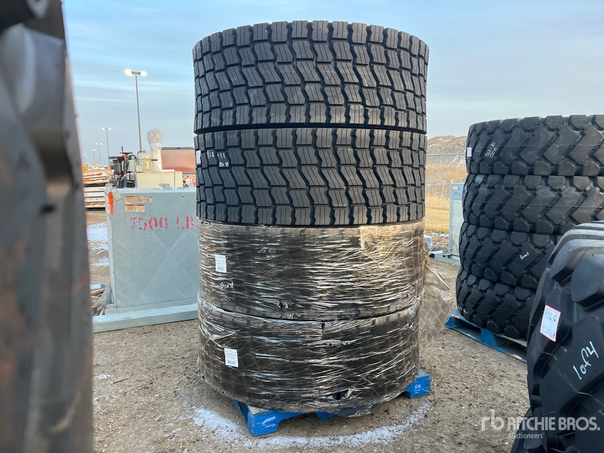 General Appearance with Image, coin avant gauche