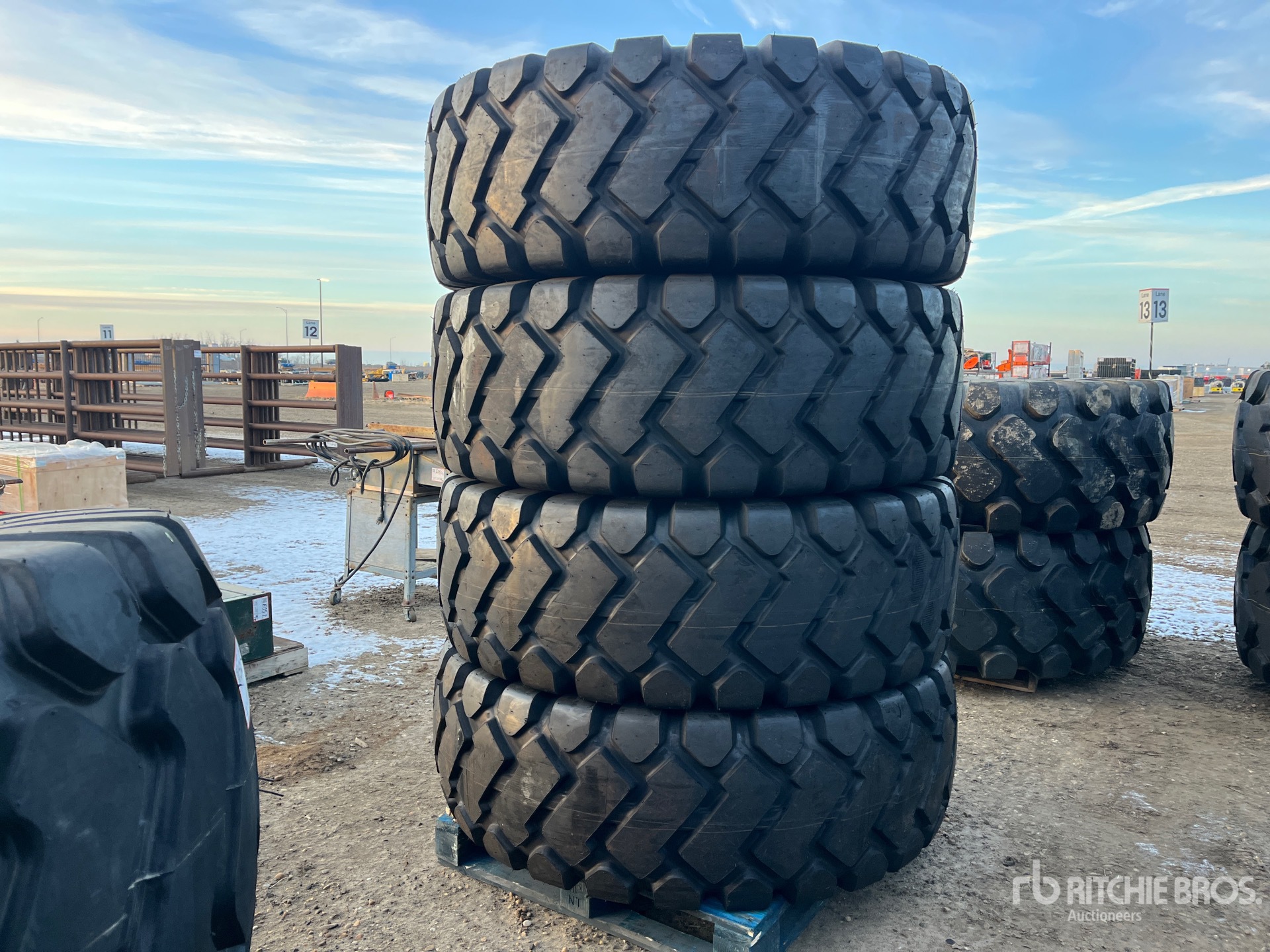 General Appearance with Imagen: esquina trasera derecha