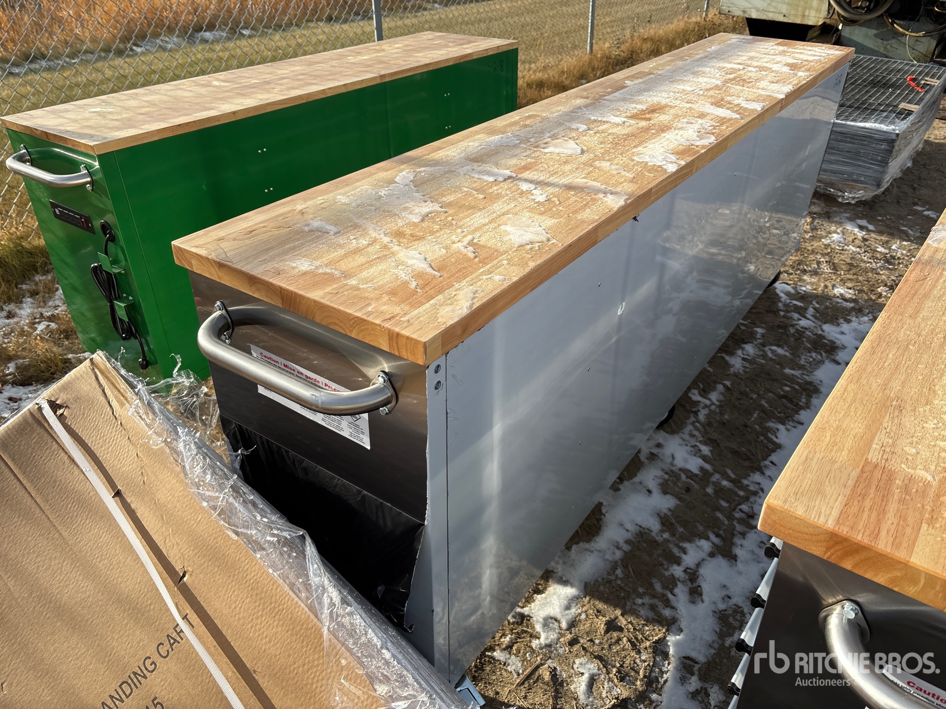 General Appearance with Picture, Left Rear Corner