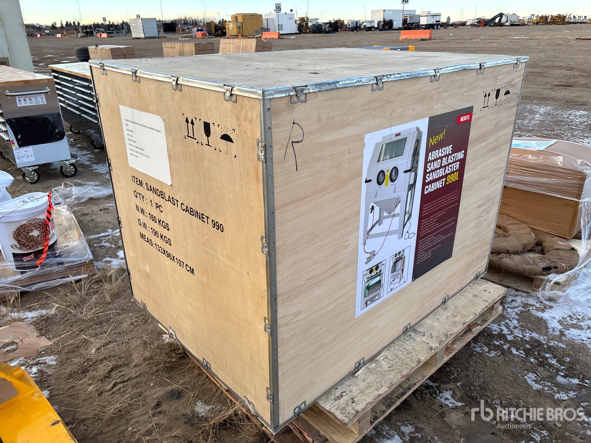 General Appearance with Picture, Right Rear Corner