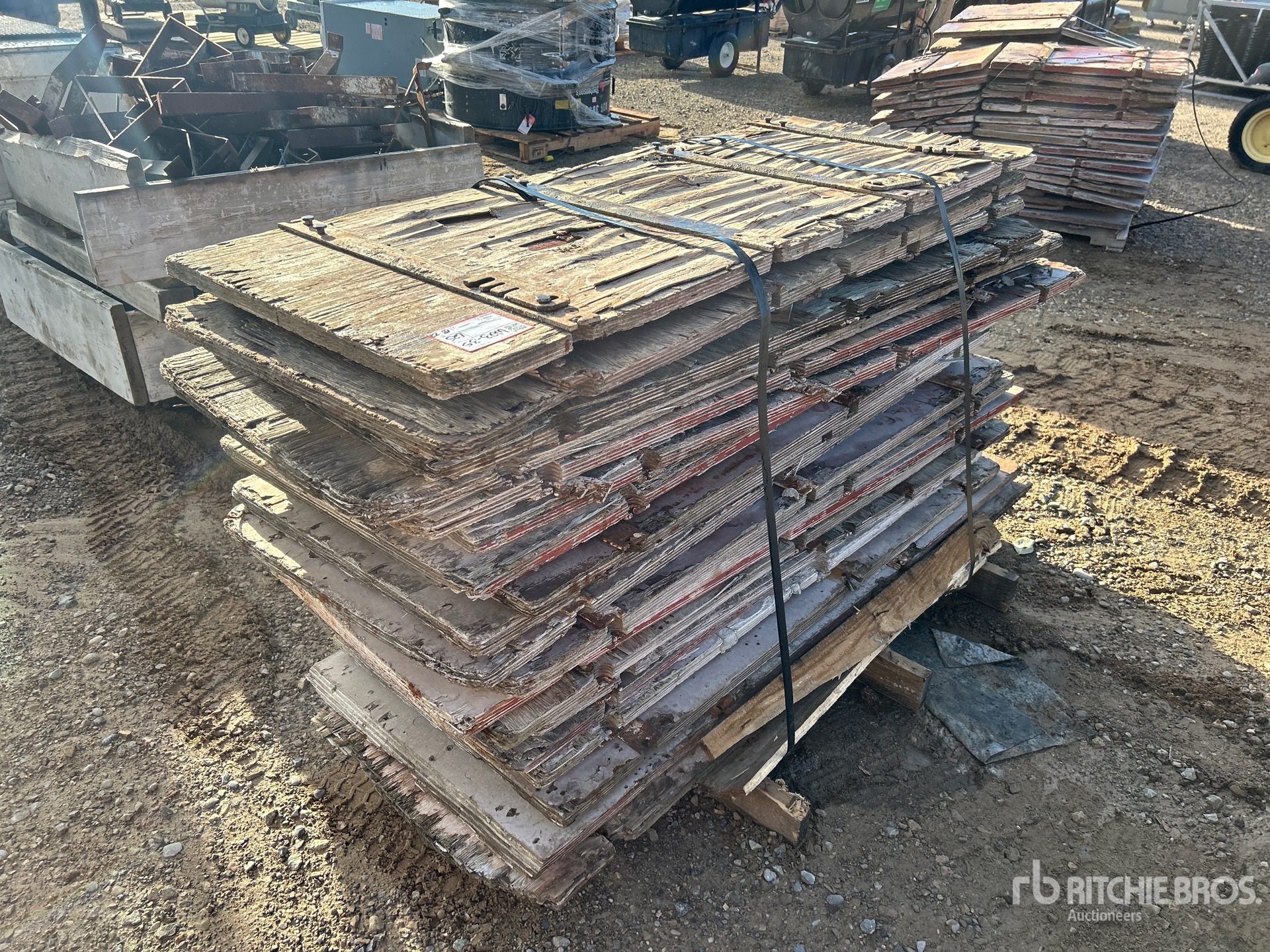 General Appearance with Bild, Ecke vorne rechts