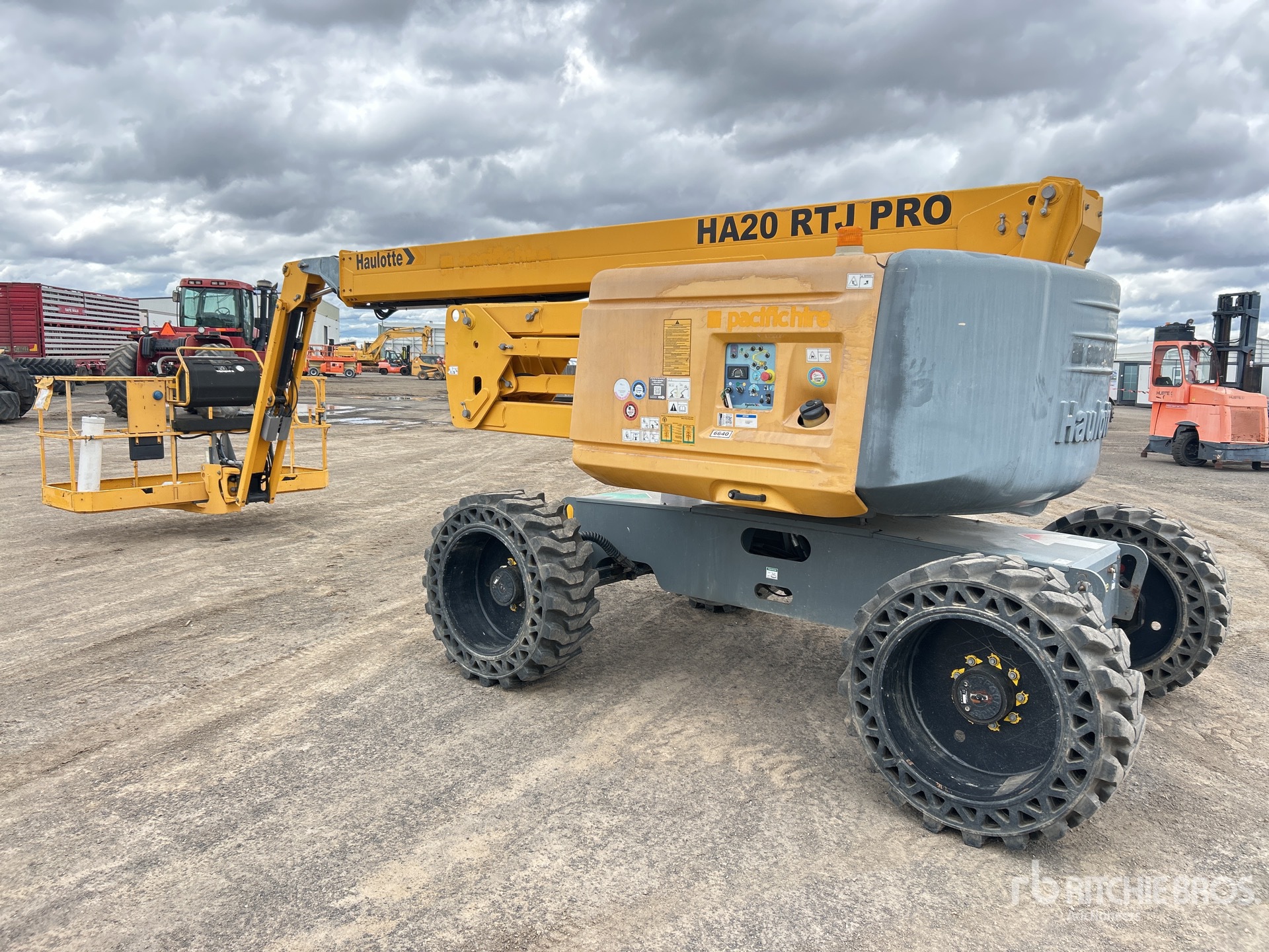 General Appearance with Imagen: esquina trasera izquierda