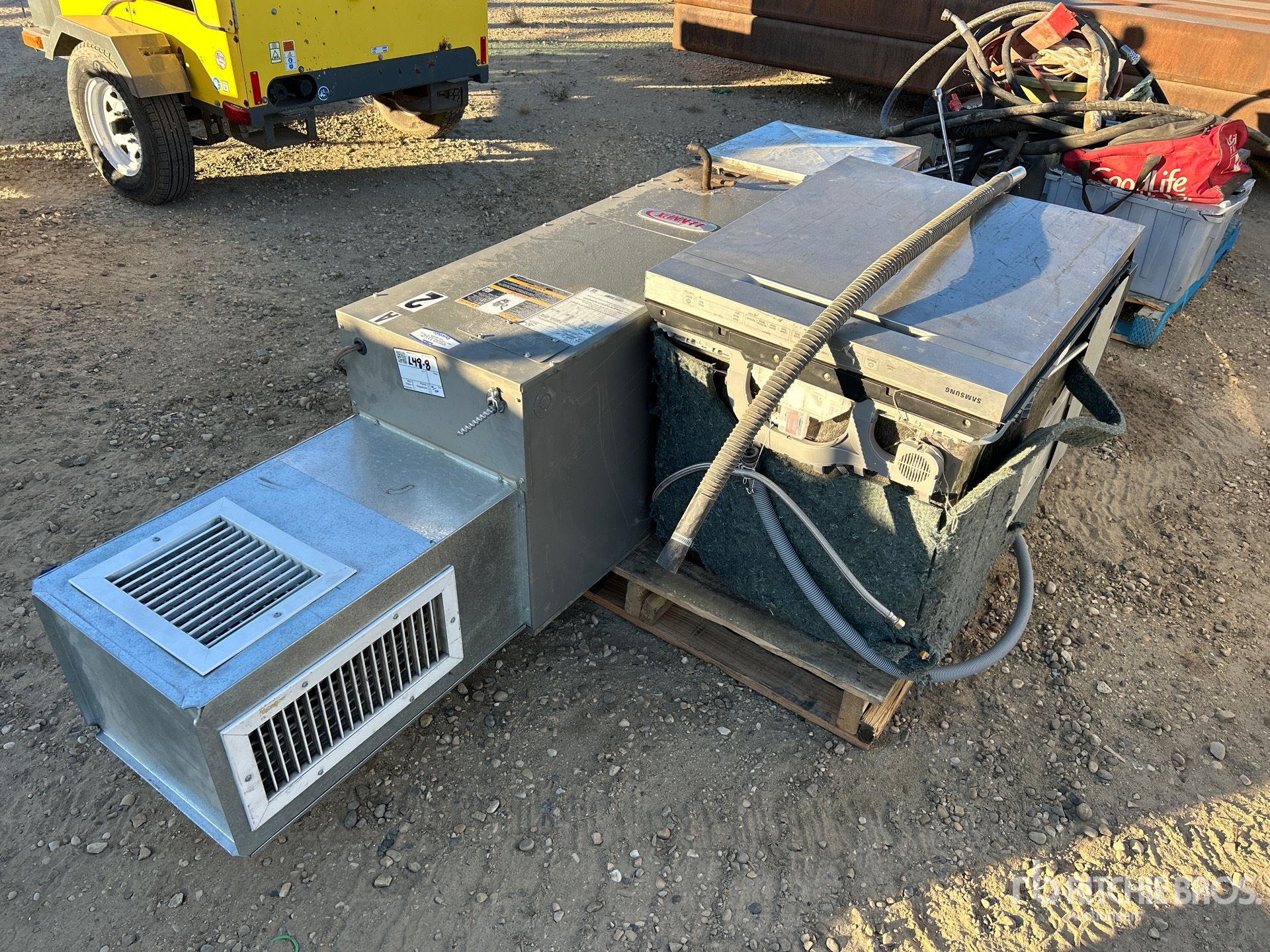 General Appearance with Picture, Left Front Corner