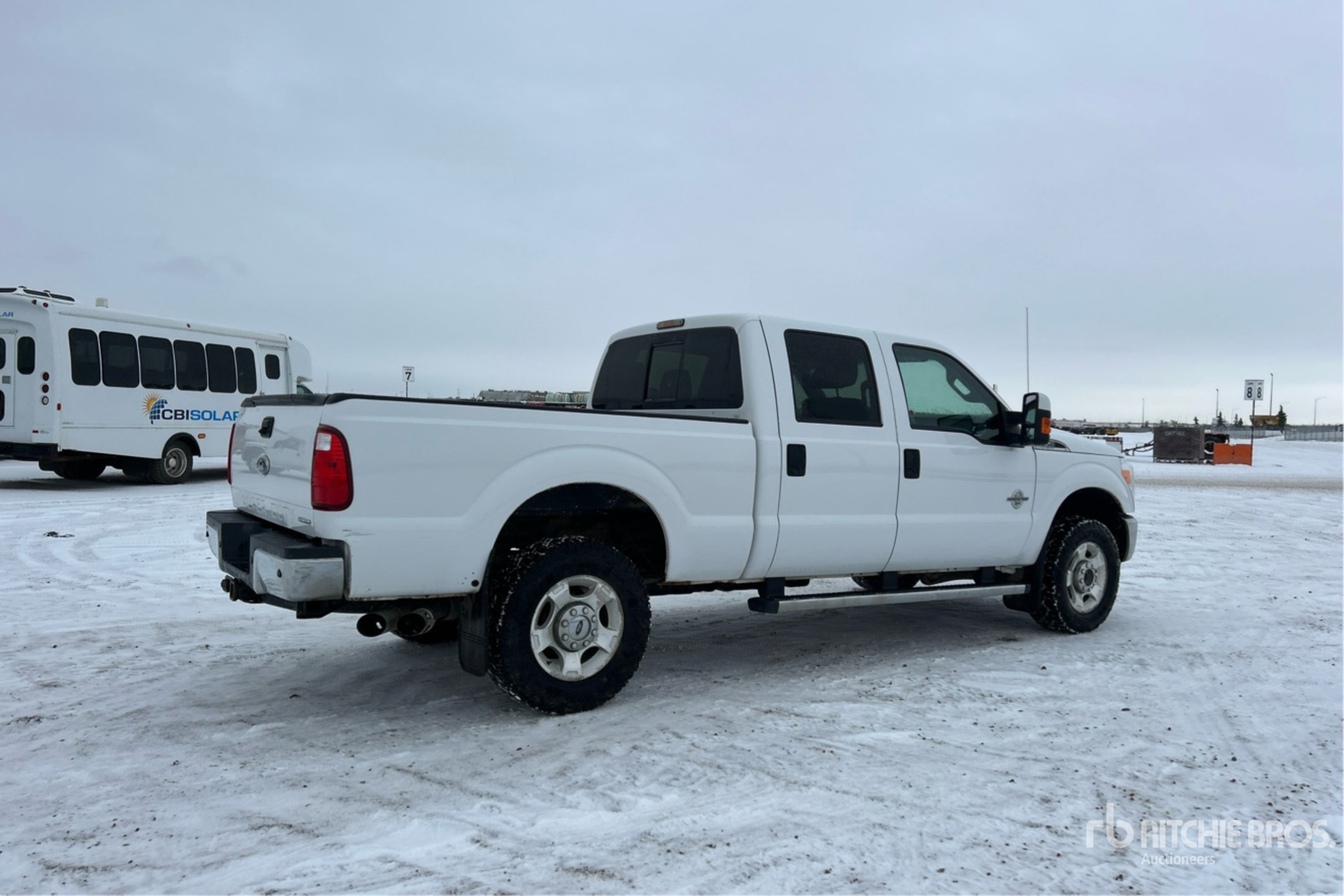 General Appearance with Imagen: esquina trasera derecha