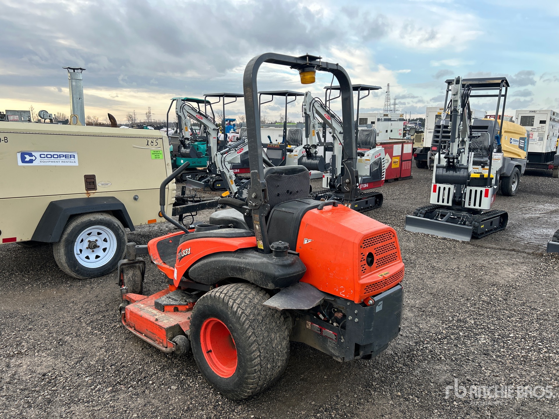 General Appearance with Picture, Left Rear Corner