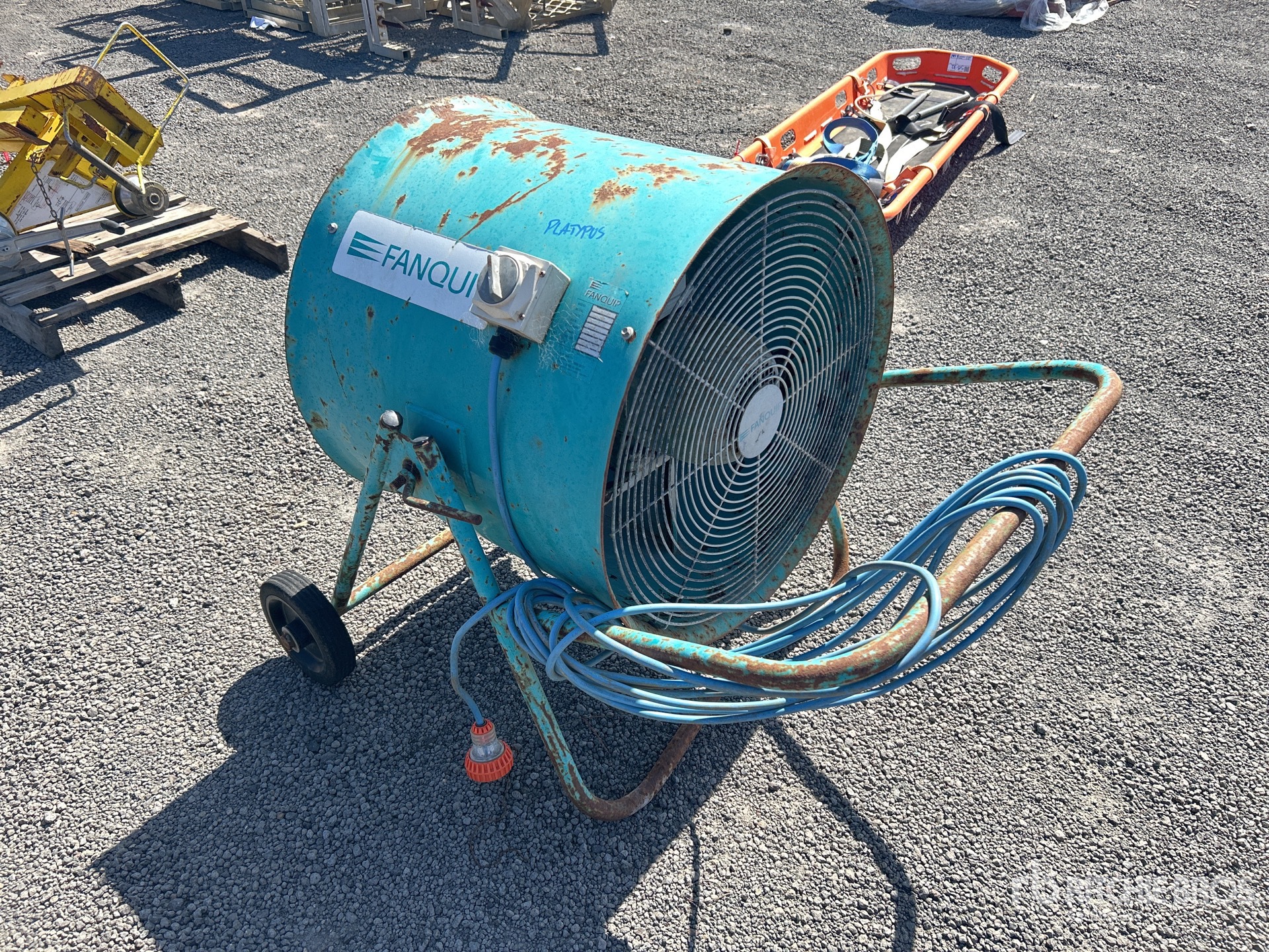 General Appearance with Picture, Right Front Corner