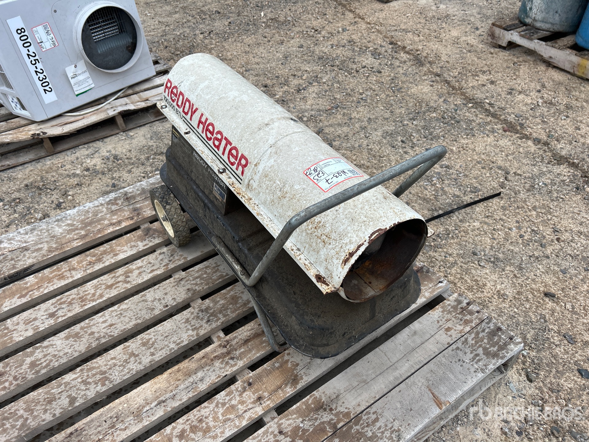 General Appearance with Bild, Ecke hinten links