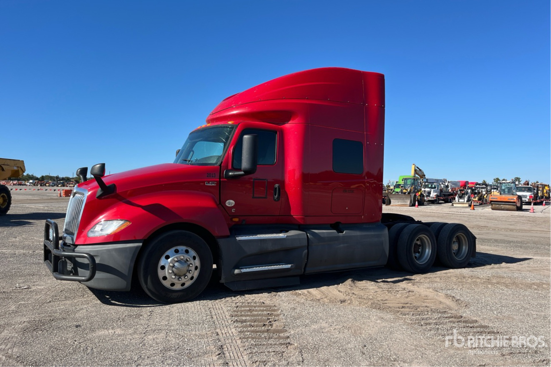 General Appearance with Picture, Left Front Corner