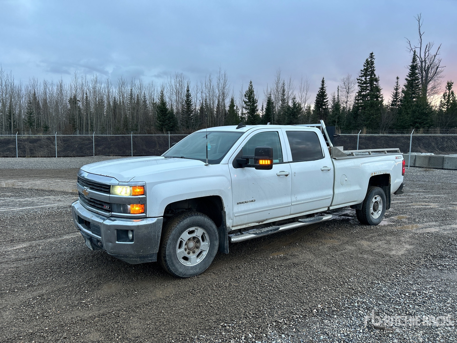 General Appearance with Featured Photo