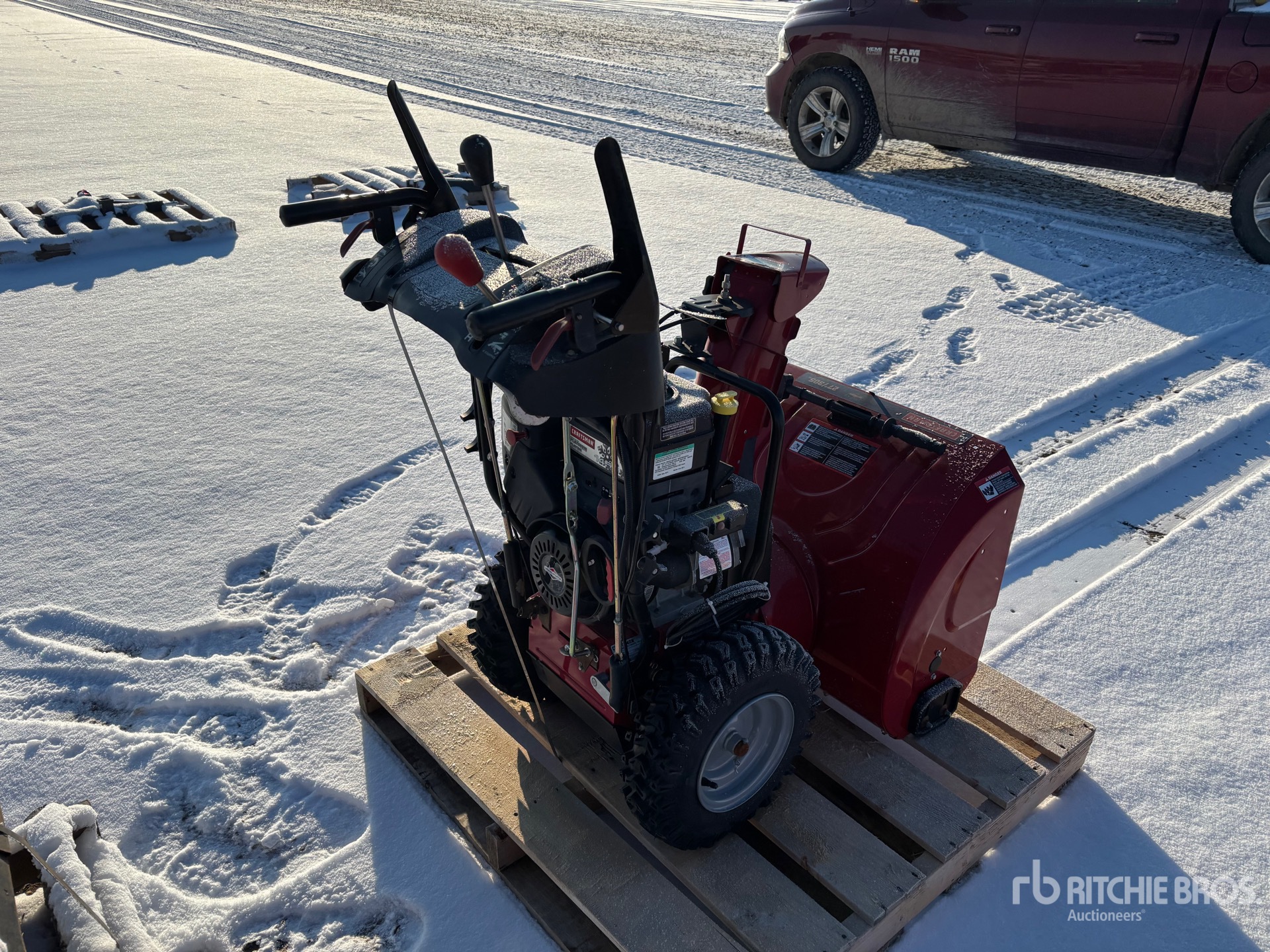 General Appearance with Picture, Right Rear Corner