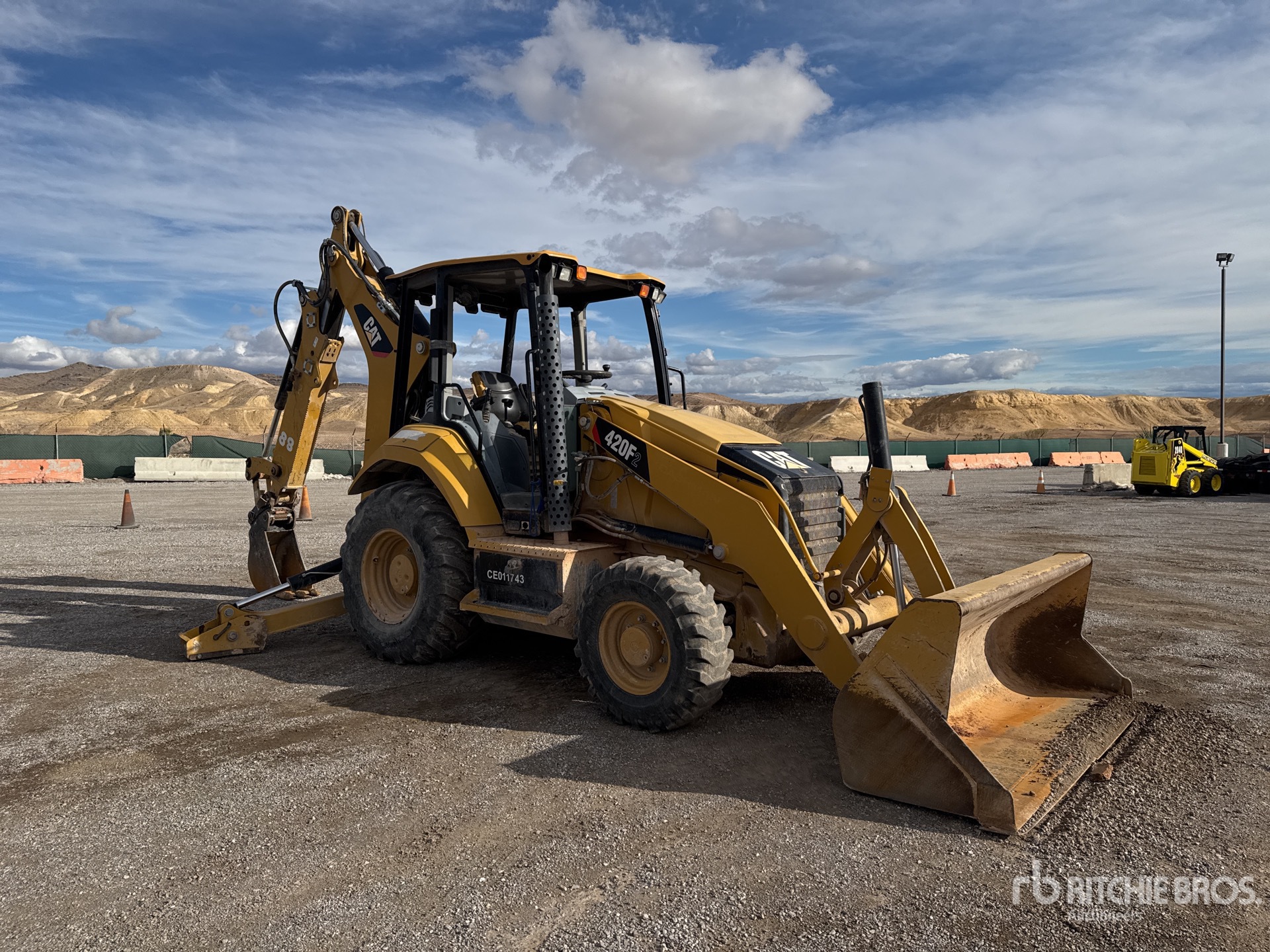 General Appearance with Foto, angolo anteriore destro