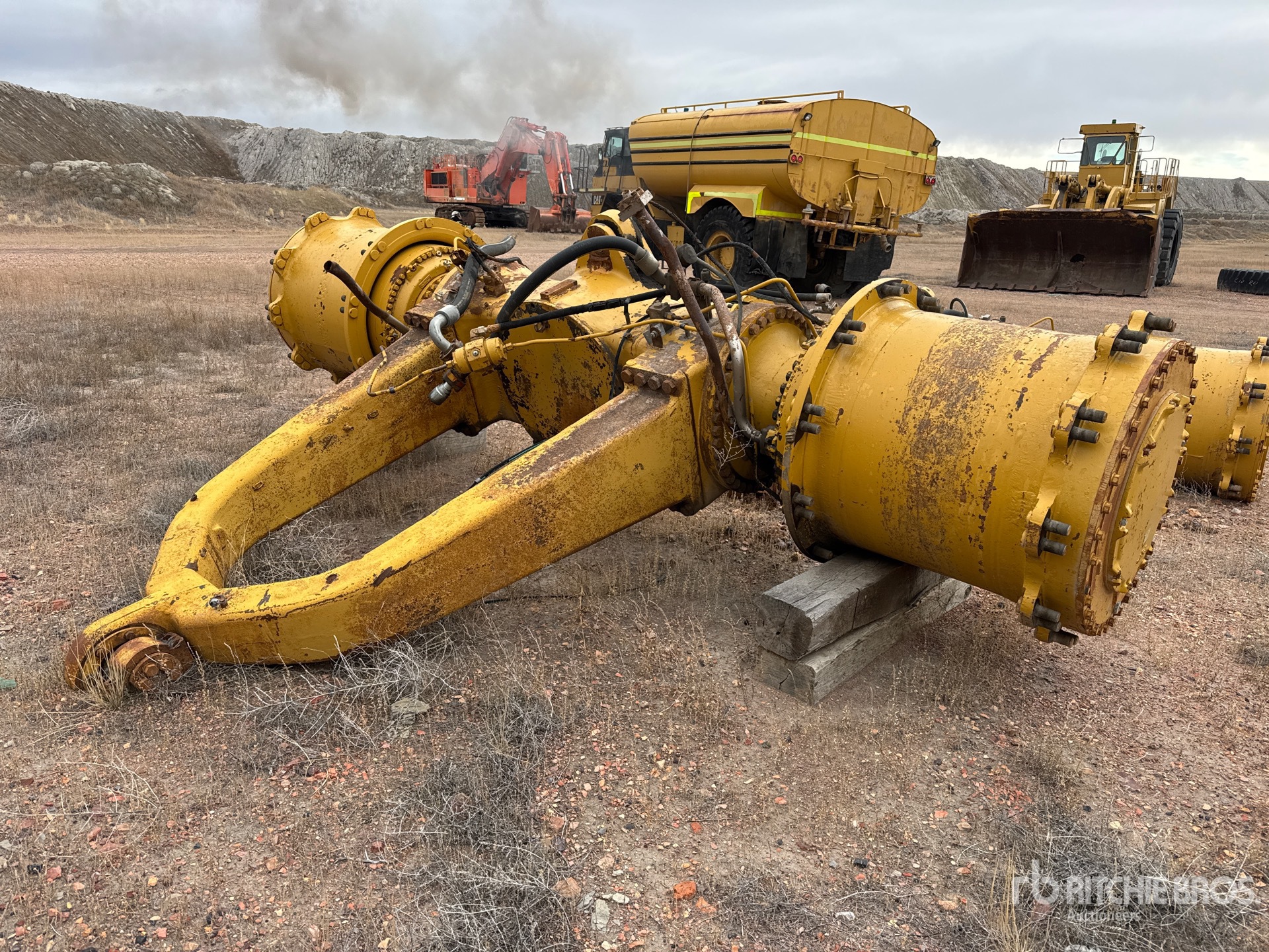 General Appearance with Bild, Ecke vorne links