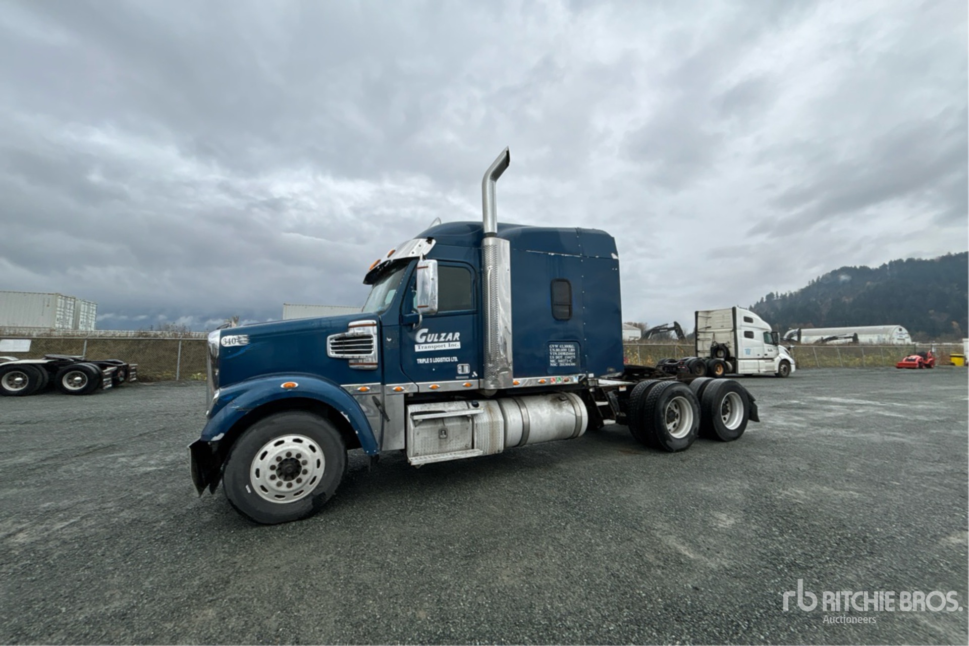 General Appearance with Picture, Left Front Corner