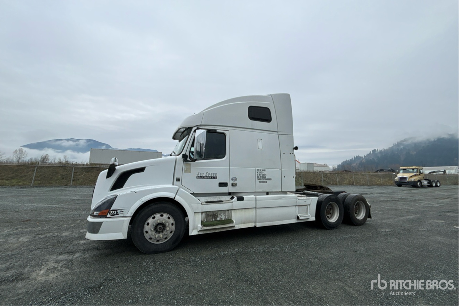 General Appearance with Picture, Left Front Corner