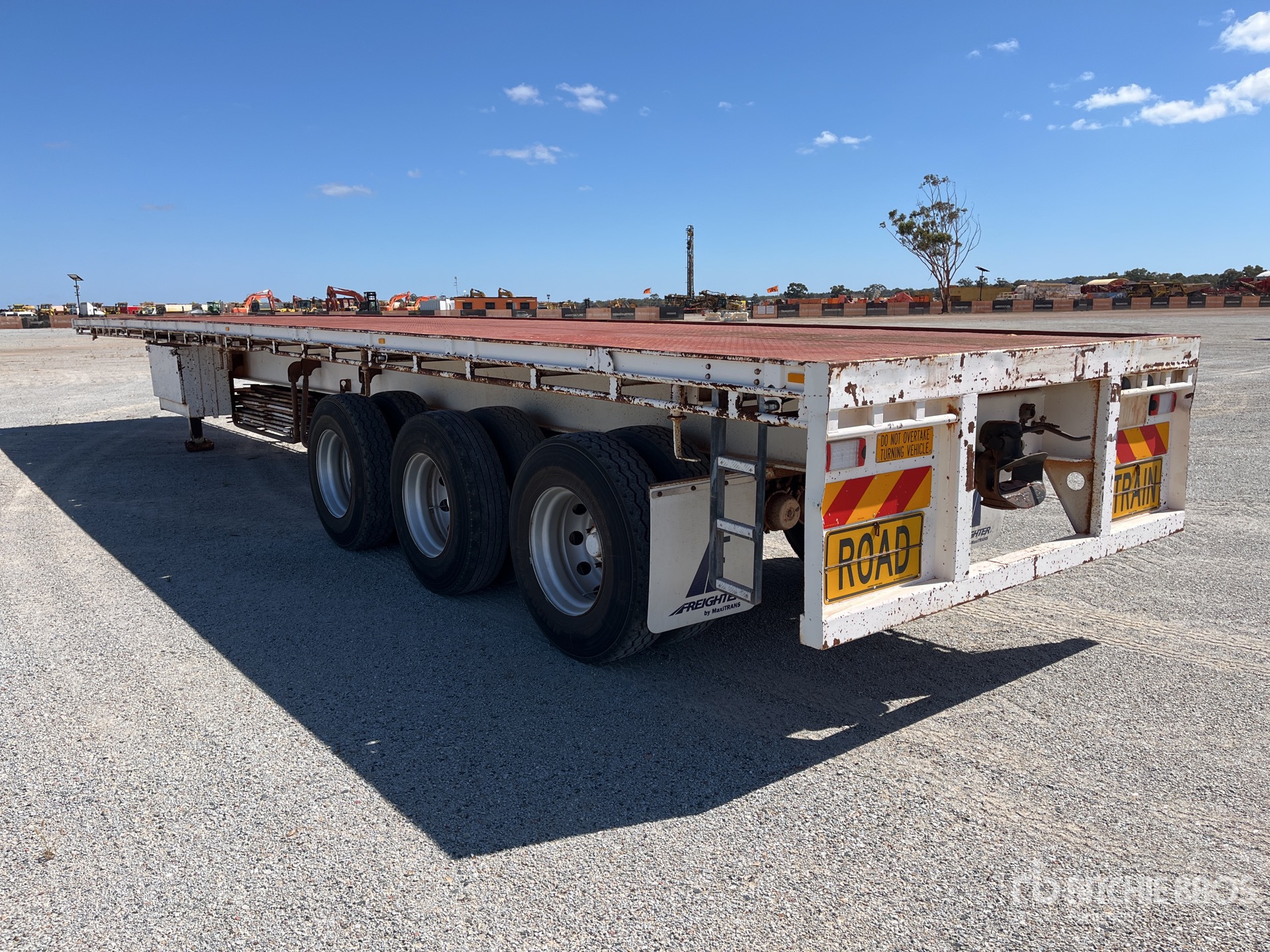 General Appearance with Image, coin arrière droit