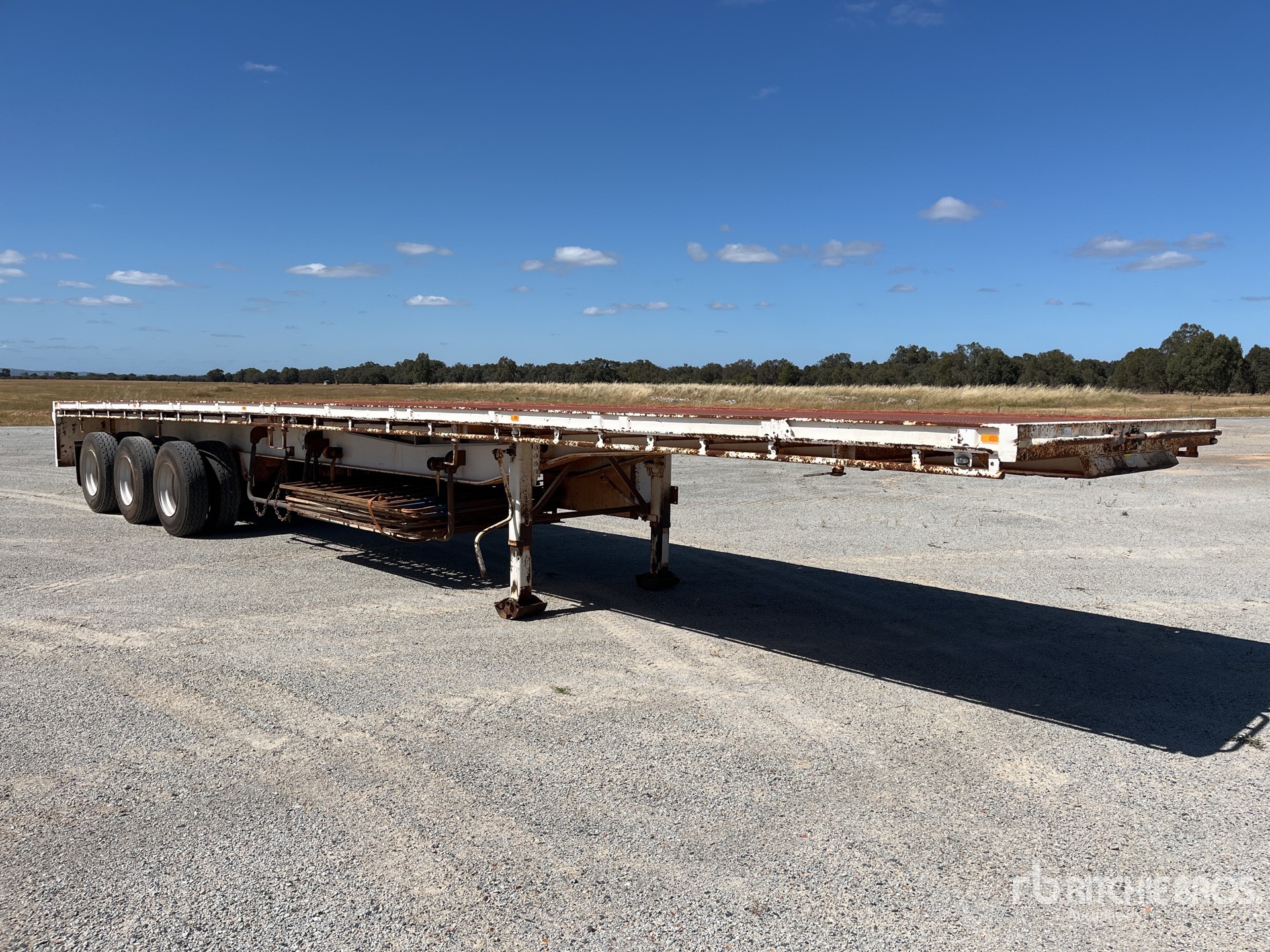 General Appearance with Image, coin avant gauche