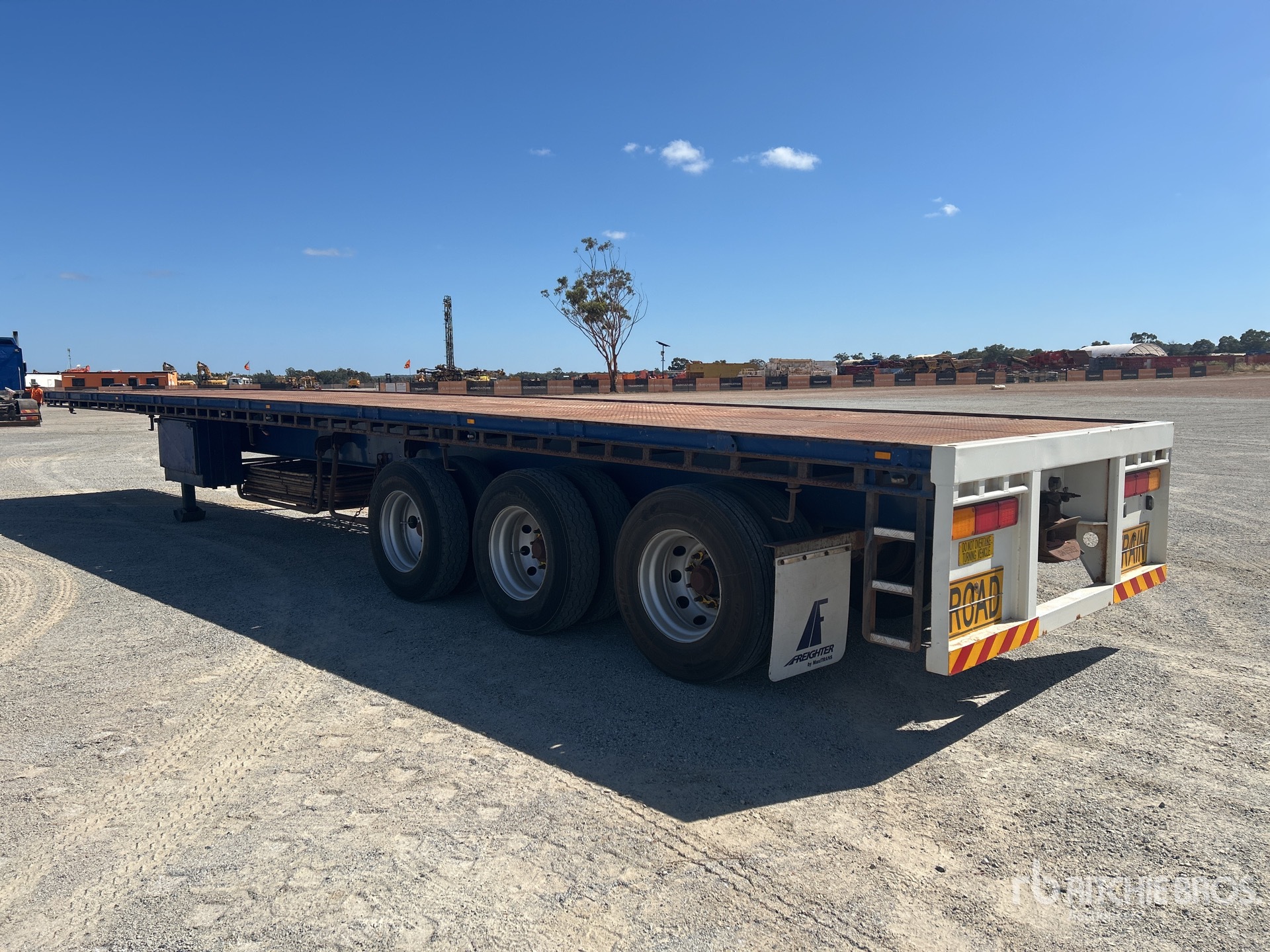 General Appearance with Image, coin arrière droit