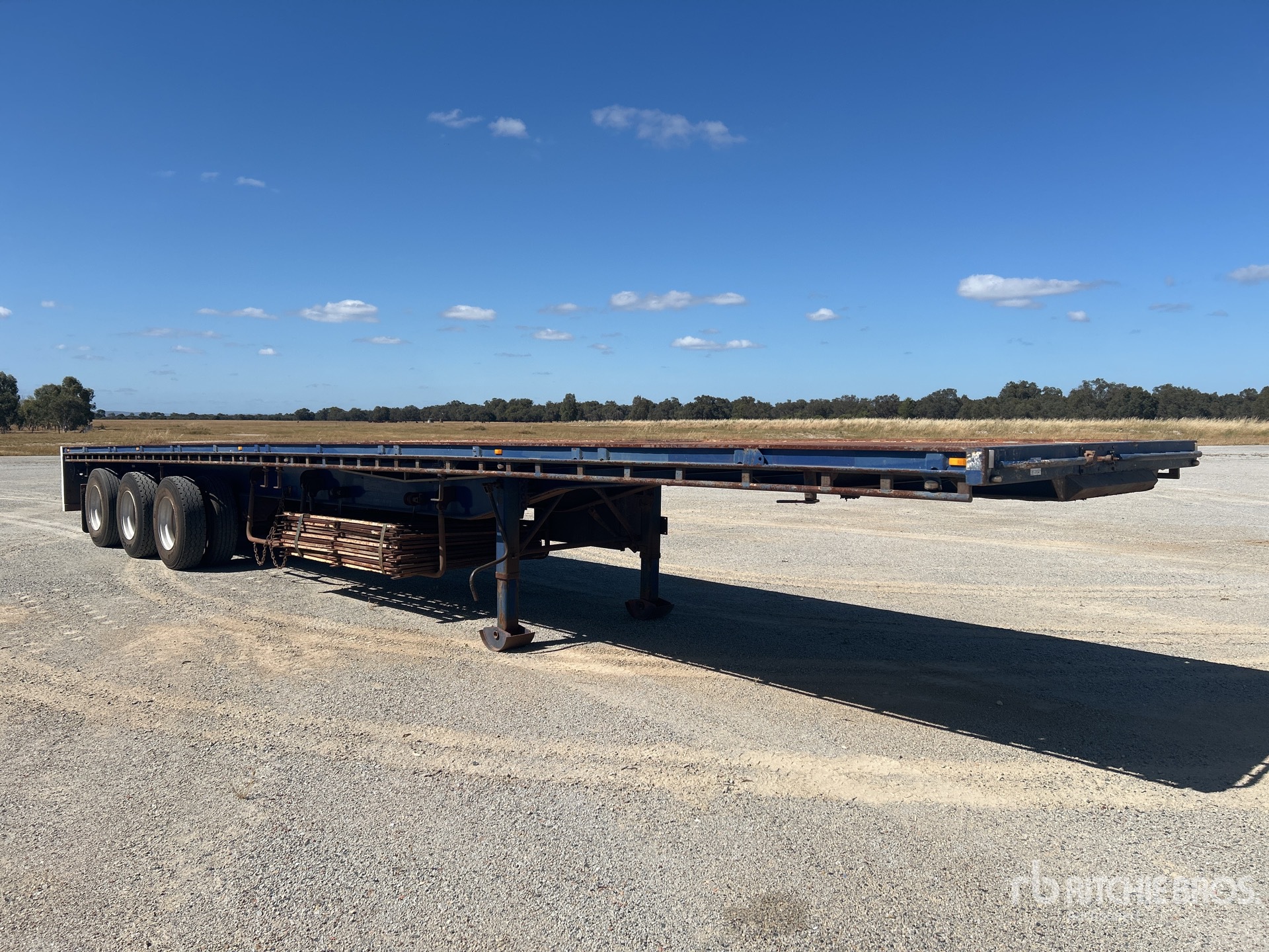 General Appearance with Image, coin avant gauche