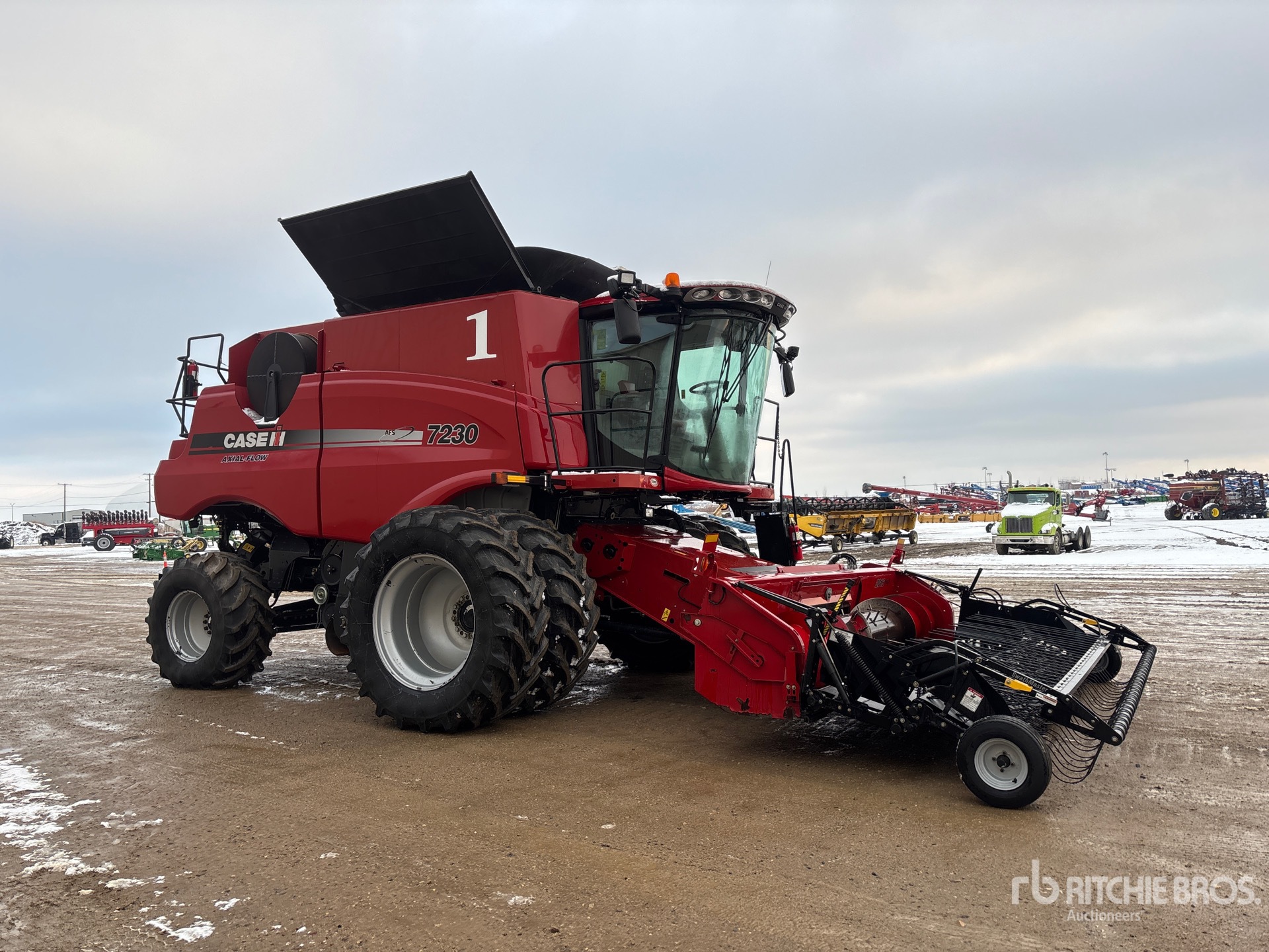 General Appearance with Bild, Ecke vorne rechts