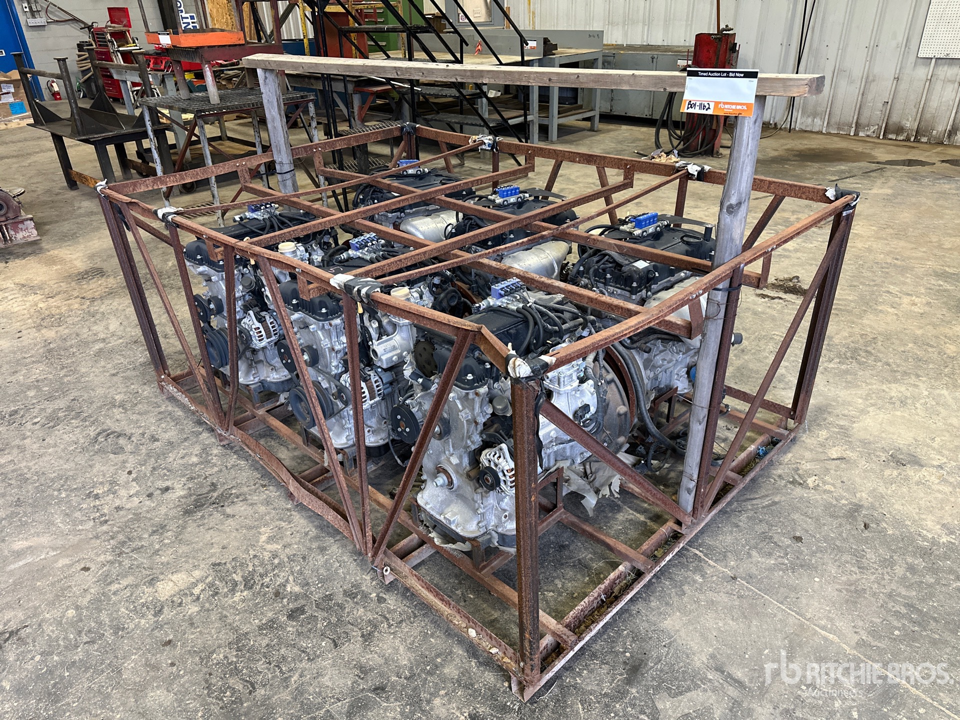 General Appearance with Bild, Ecke vorne links