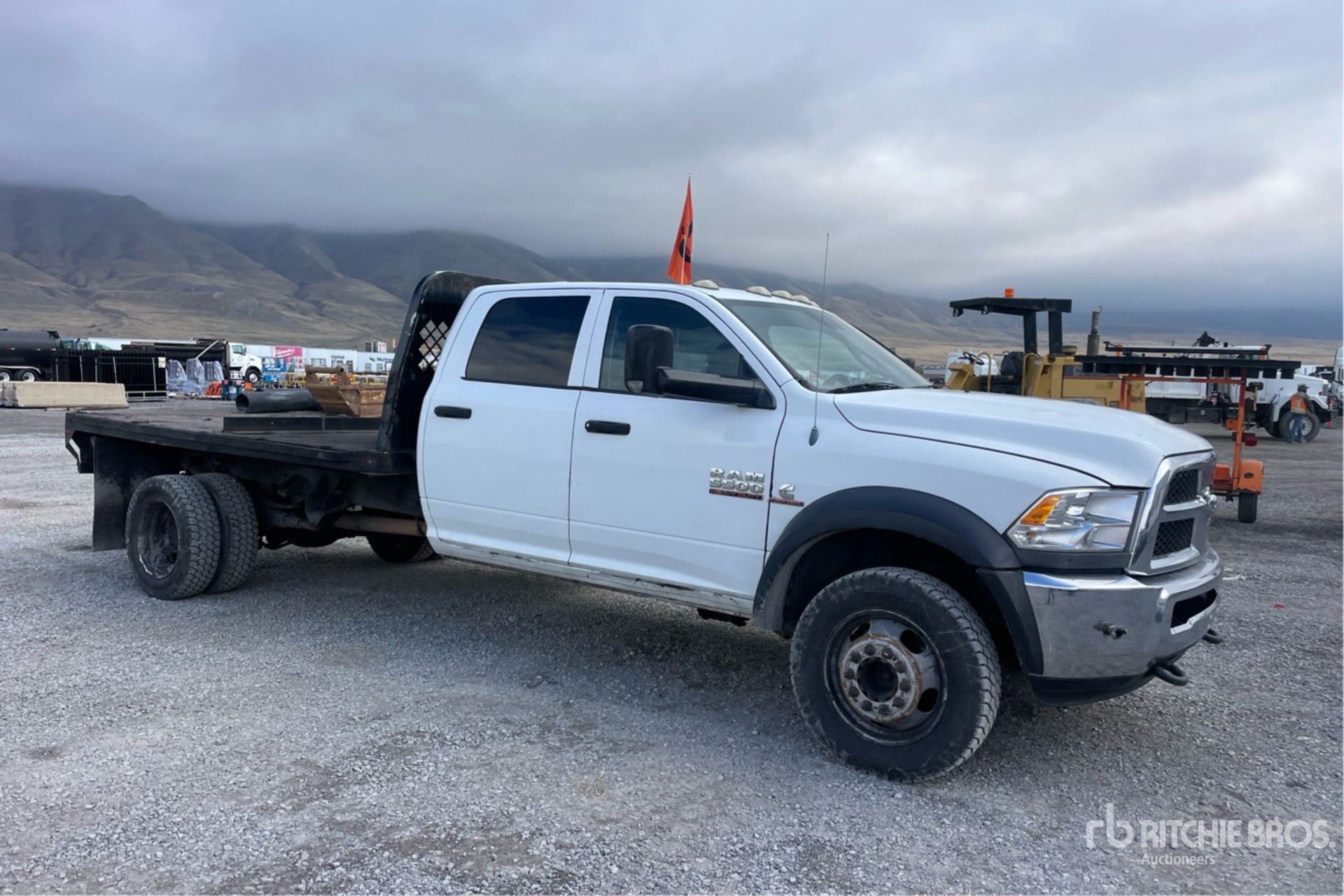 General Appearance with Foto, angolo anteriore destro