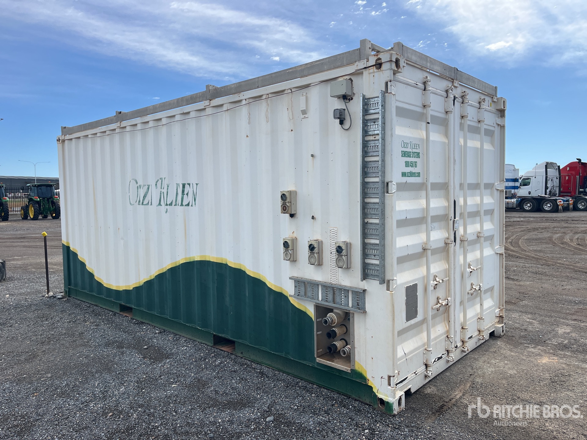 General Appearance with Picture, Right Front Corner