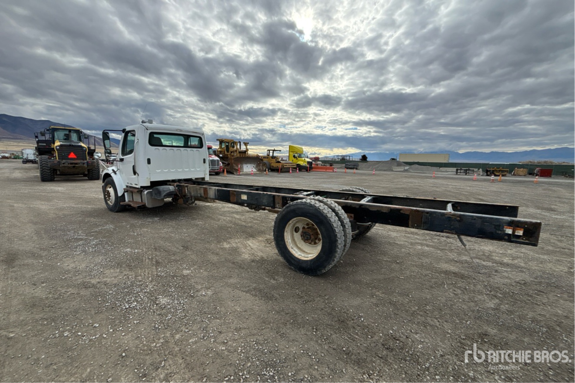 General Appearance with Imagen: esquina trasera izquierda