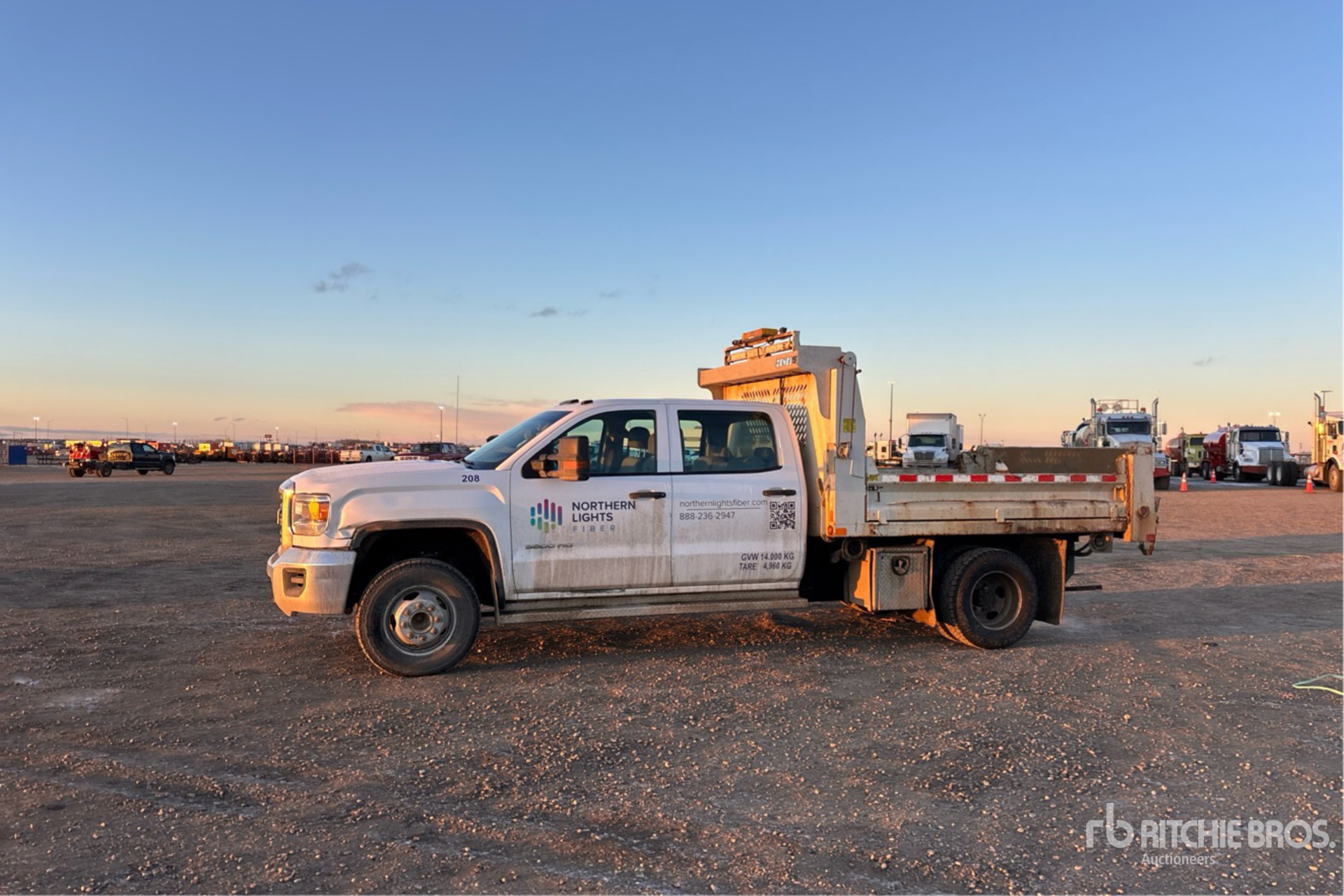 General Appearance with Bild, Ecke vorne links