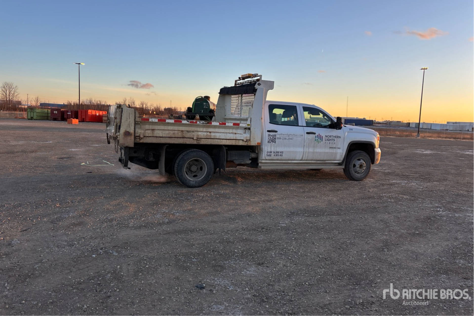 General Appearance with Bild, Ecke hinten rechts