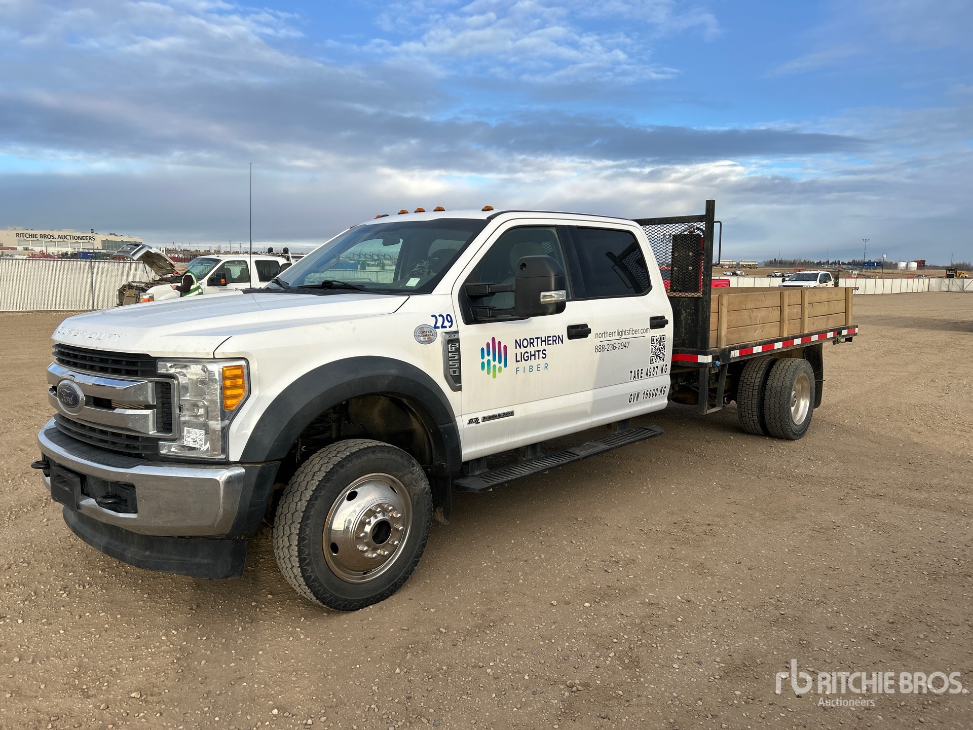 General Appearance with Featured Photo