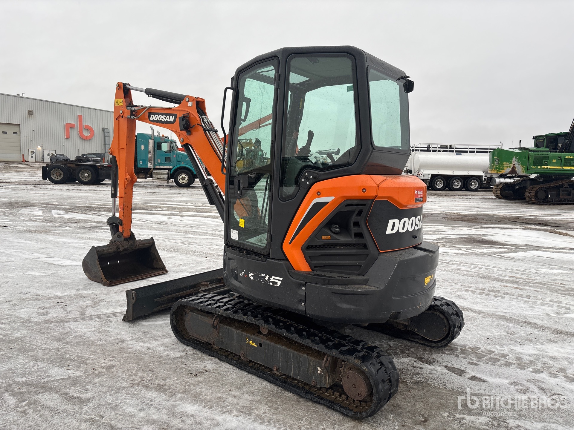 General Appearance with Picture, Left Rear Corner