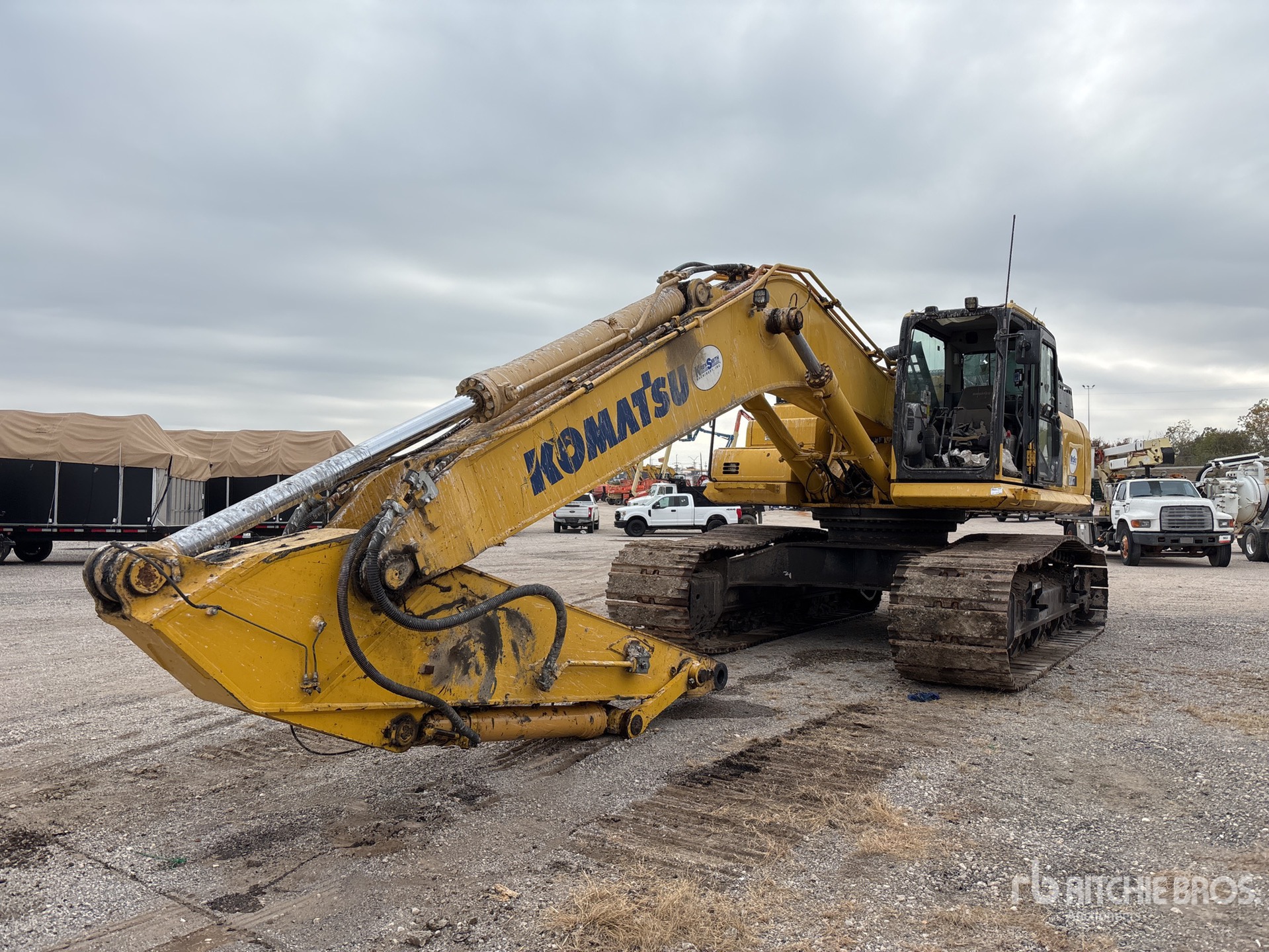 General Appearance with Foto, angolo anteriore sinistro