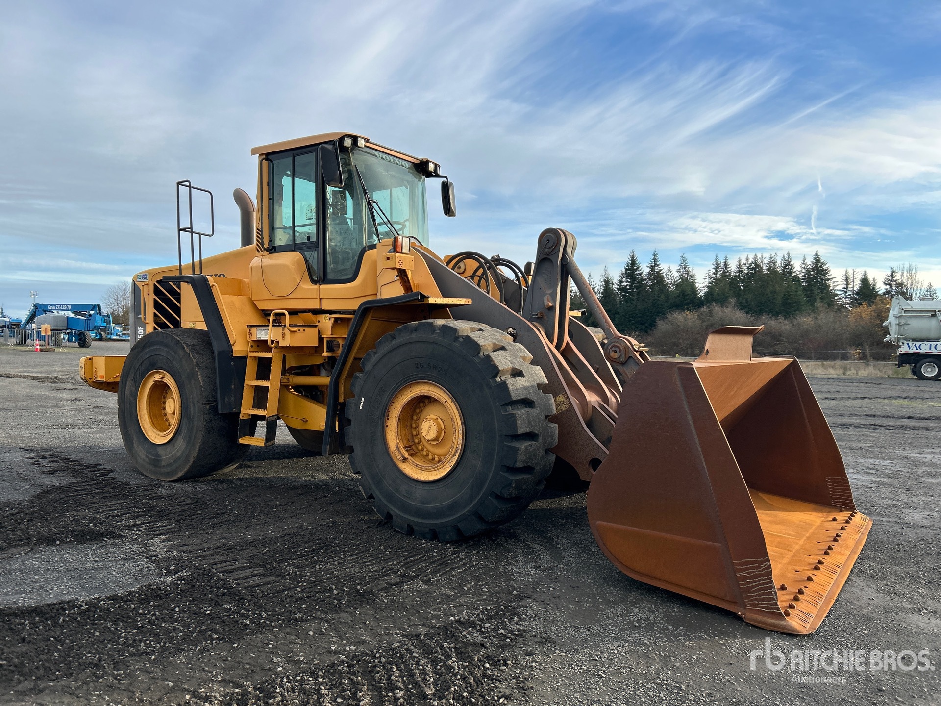 2008 Volvo L150F Wheel Loader | Ritchie Bros. Auctioneers