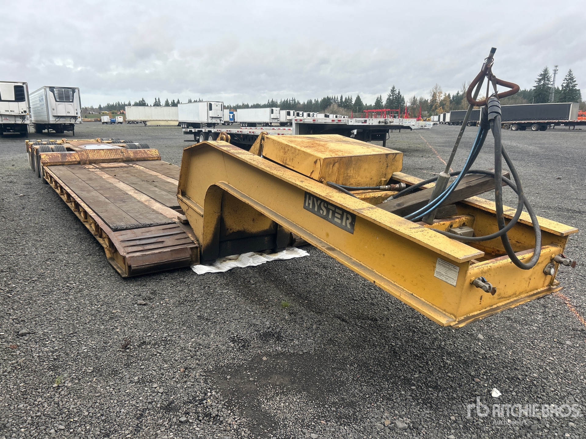 General Appearance with Image, coin avant droit