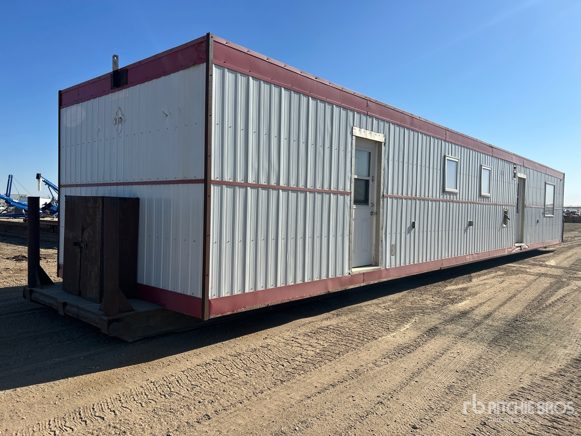 General Appearance with Foto, angolo anteriore sinistro