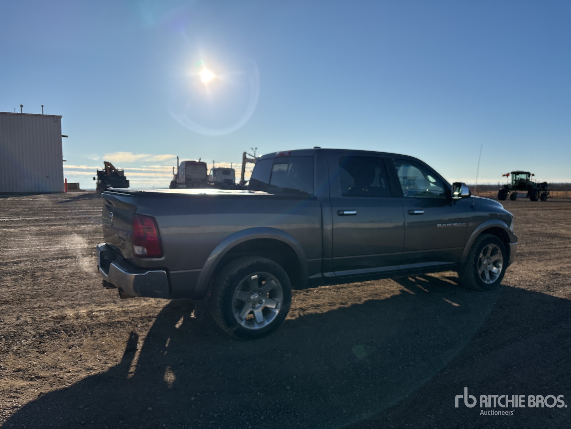 General Appearance with Picture, Right Rear Corner