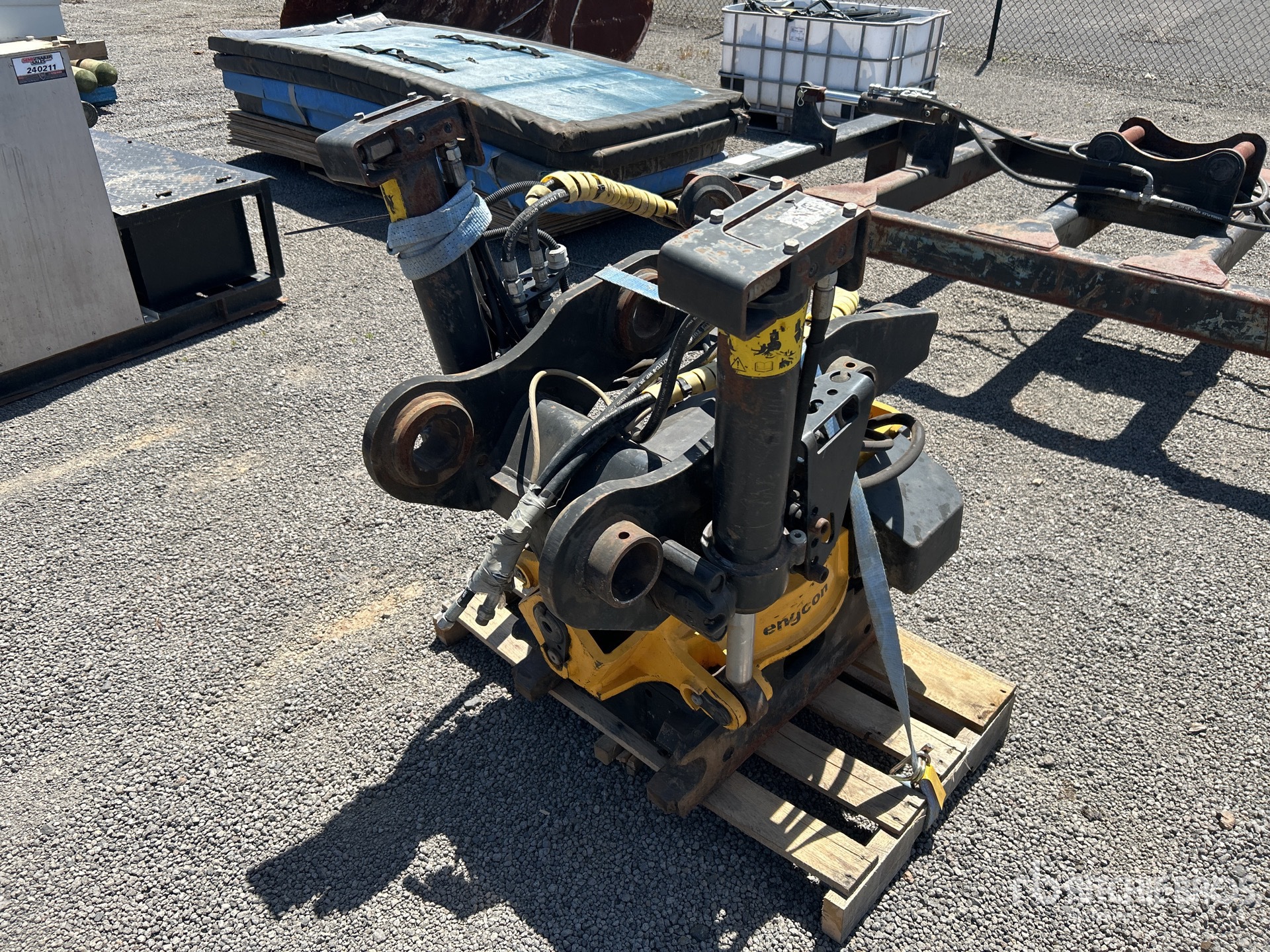 General Appearance with Zdjęcie, prawy dolny róg