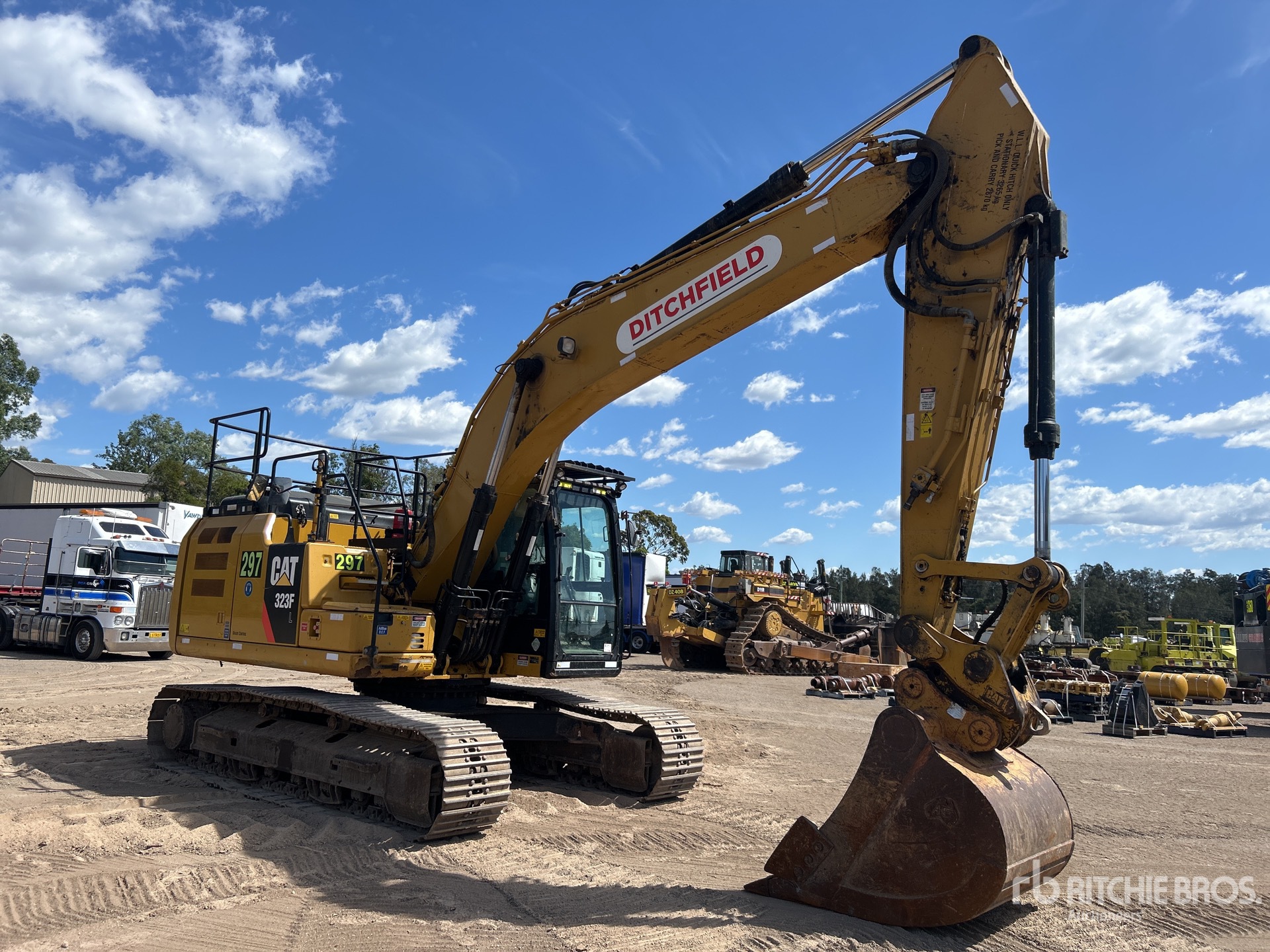 General Appearance with Imagen: esquina delantera derecha