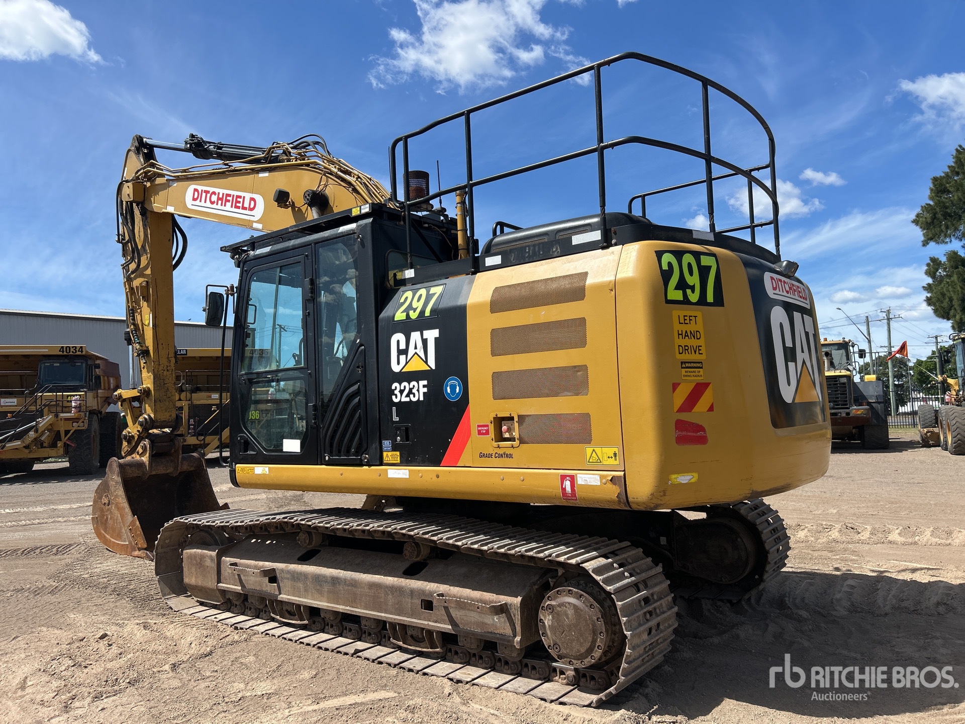 General Appearance with Imagen: esquina trasera izquierda