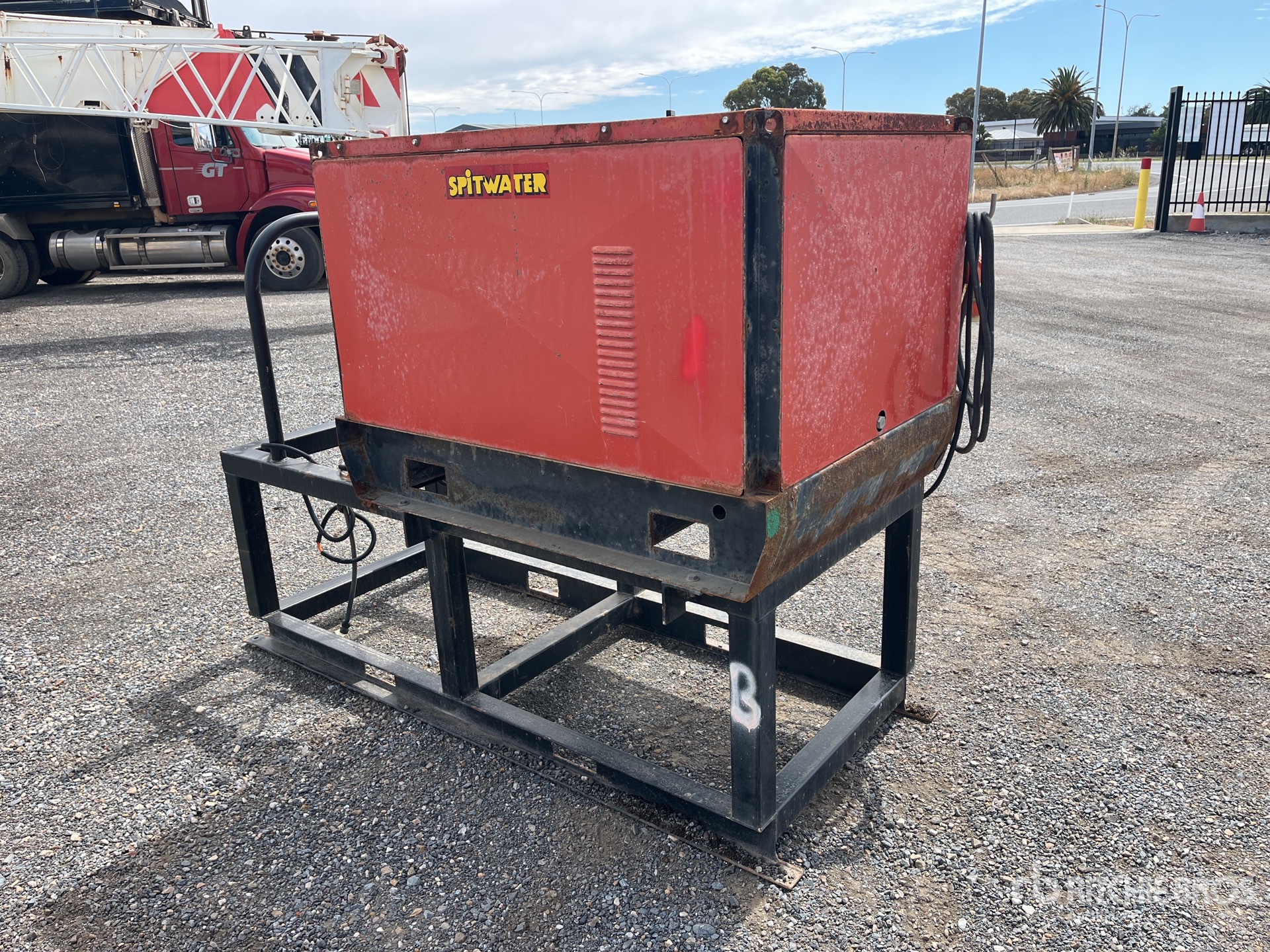 General Appearance with Picture, Right Front Corner