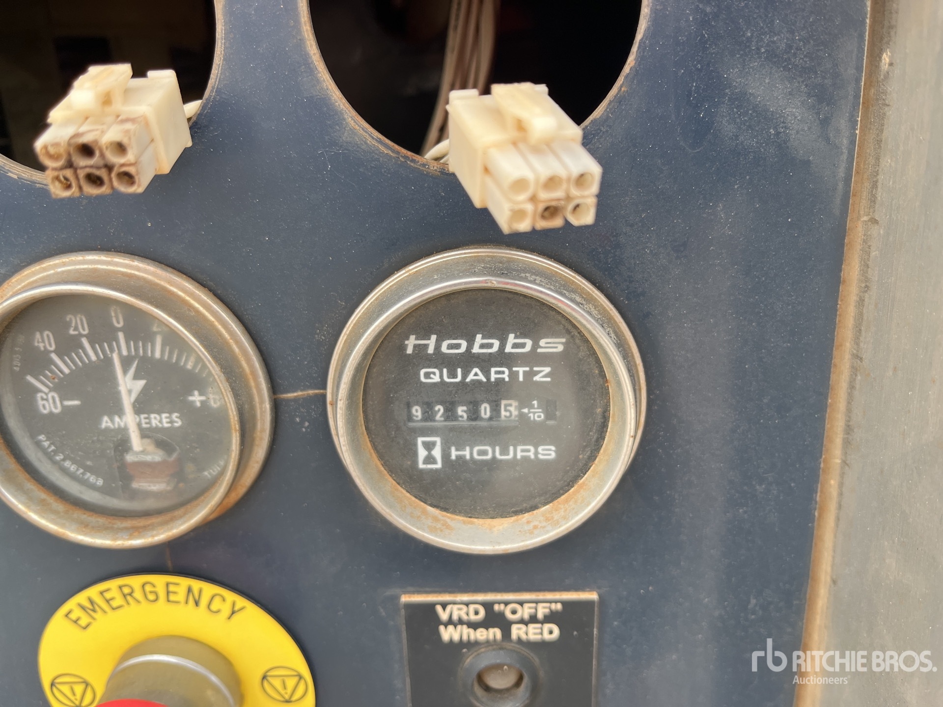 General Appearance with Hour Meter / Odometer