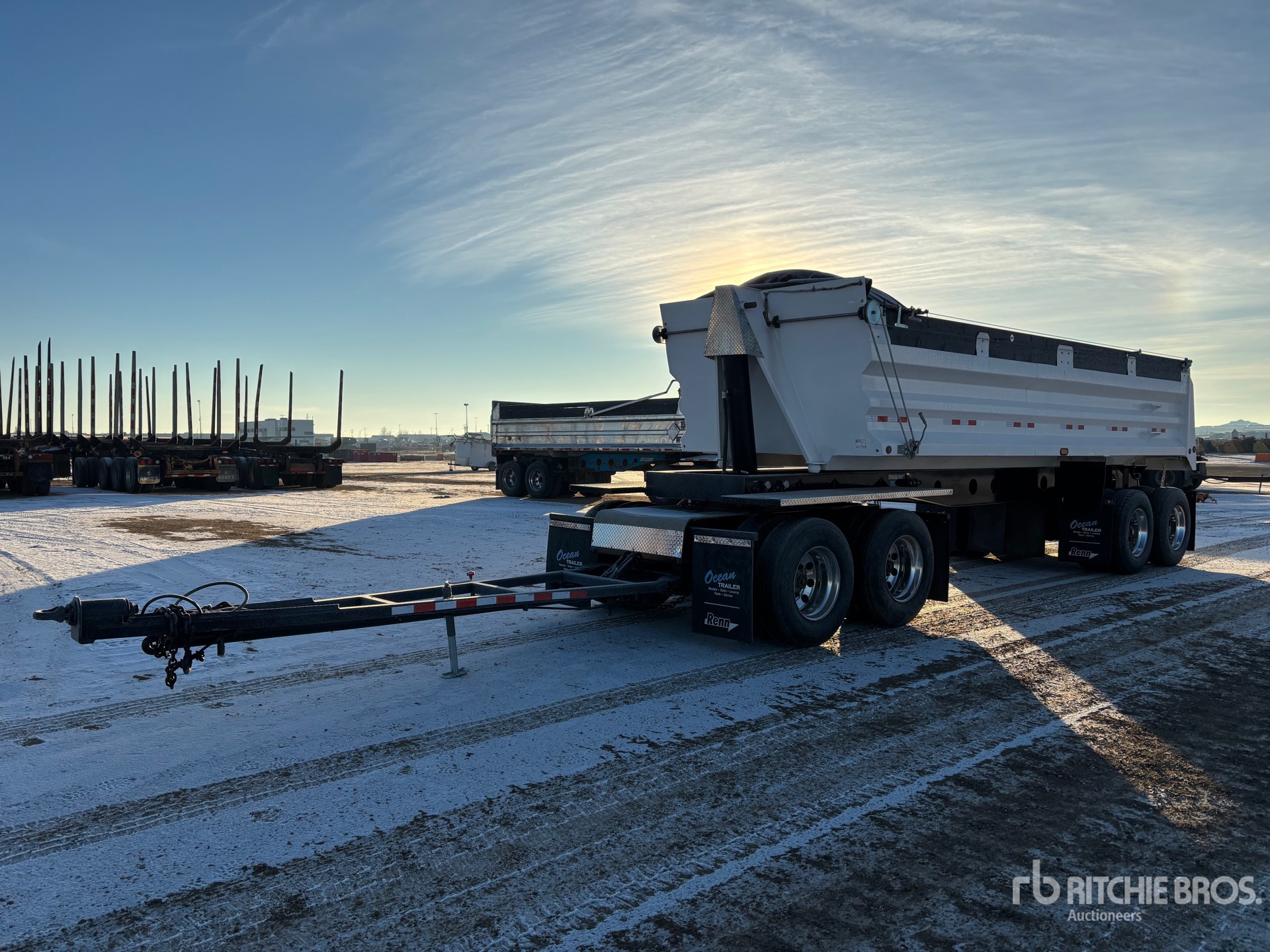 Aspect général with Image, coin avant gauche