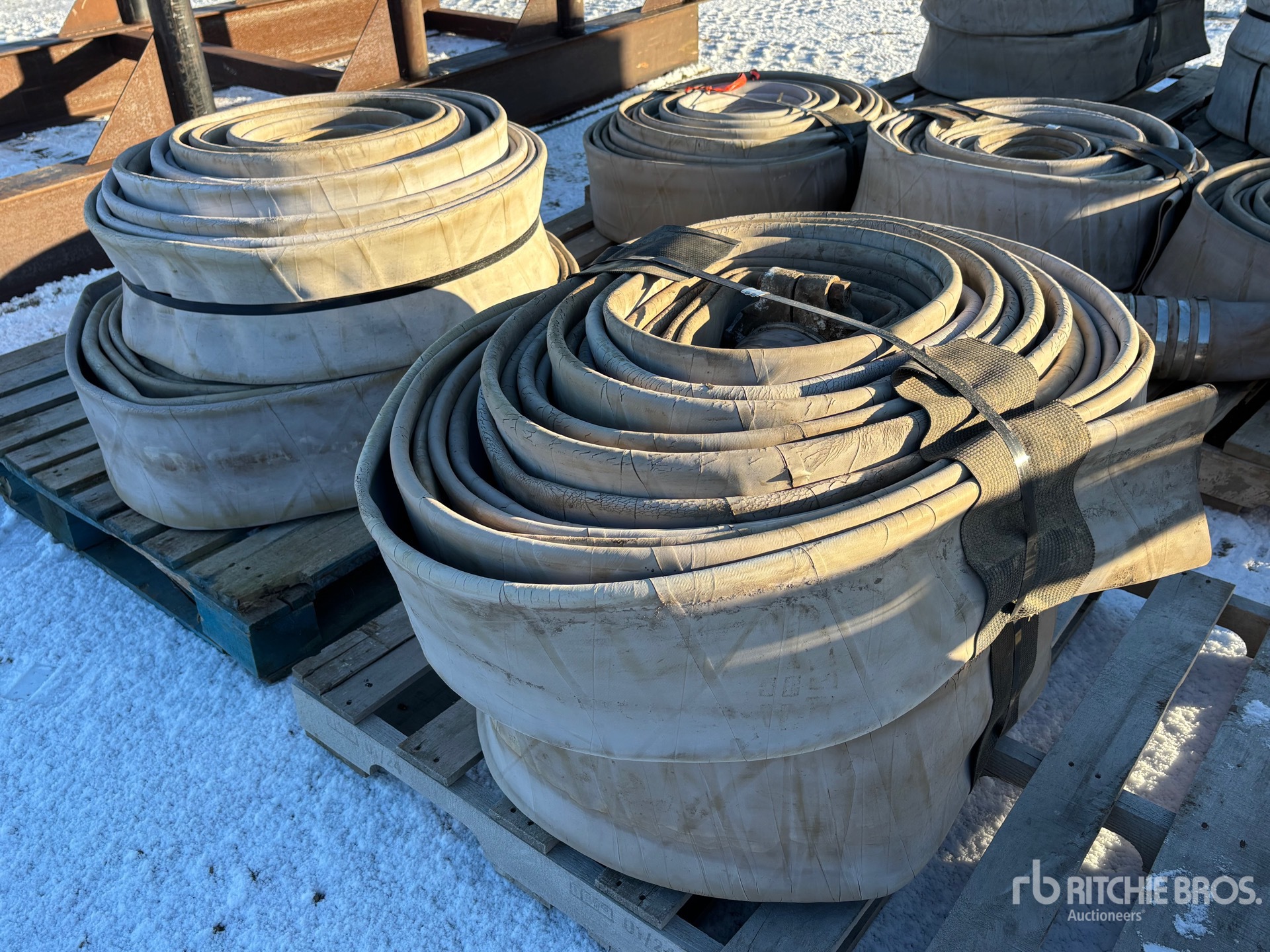 General Appearance with Bild, Ecke vorne rechts