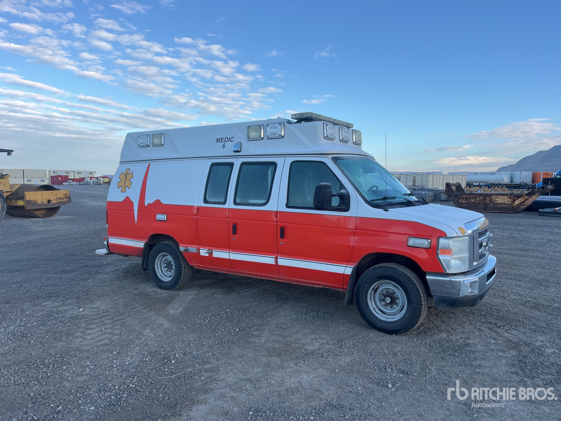 General Appearance with Picture, Right Front Corner