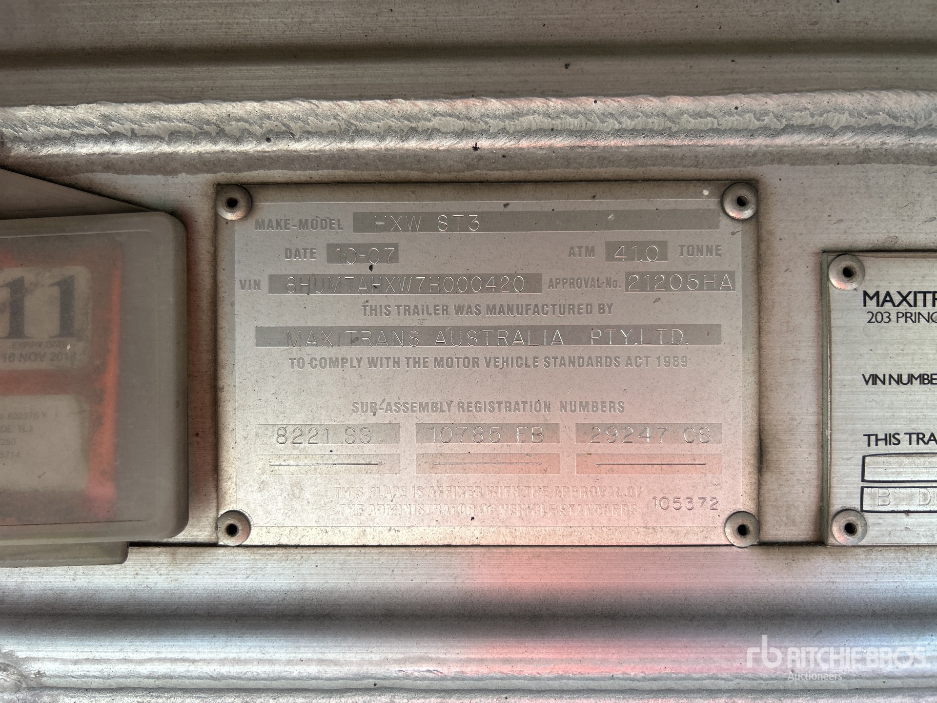 General Appearance with Serial Number / VIN