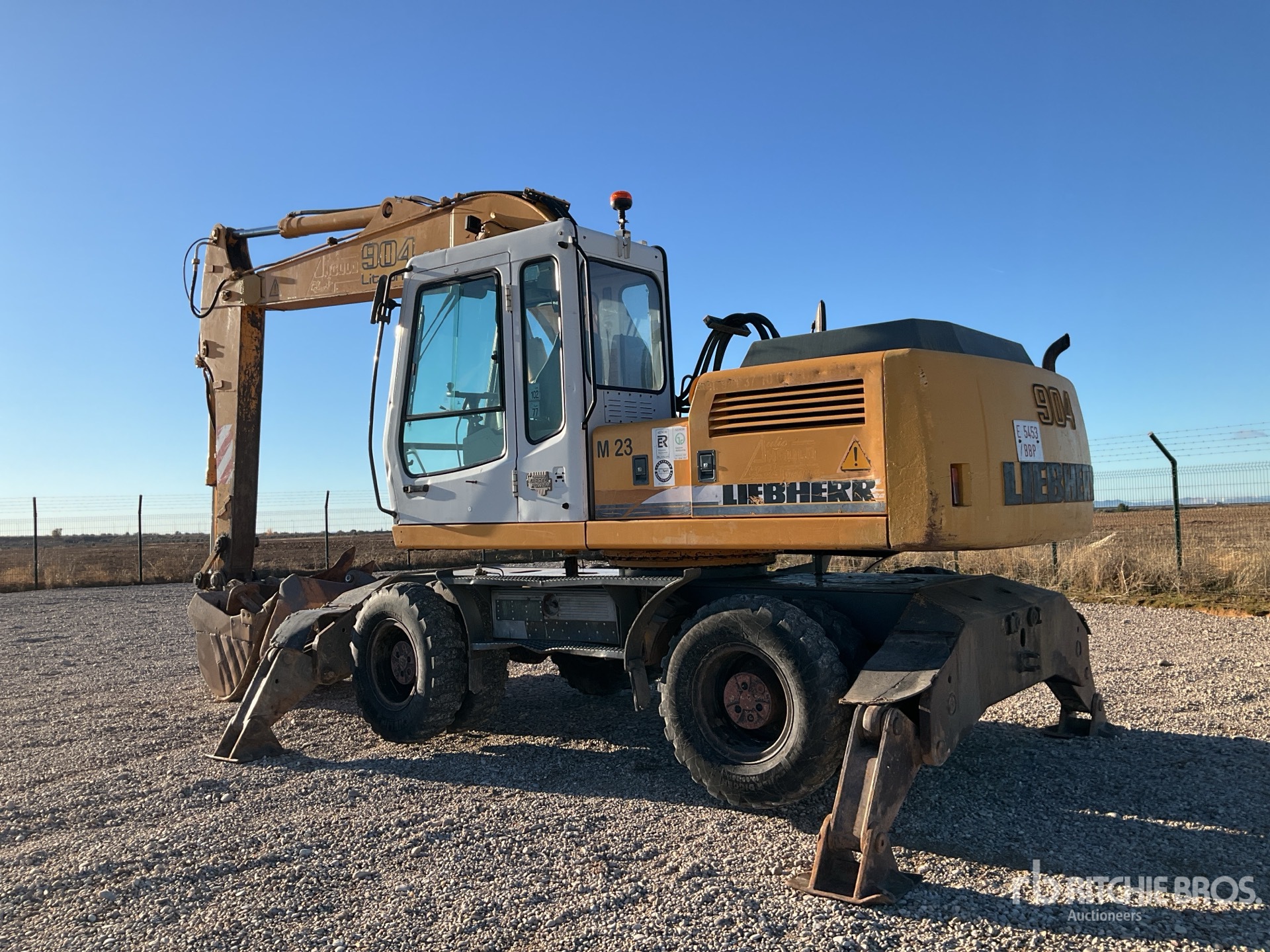 General Appearance with Picture, Left Rear Corner