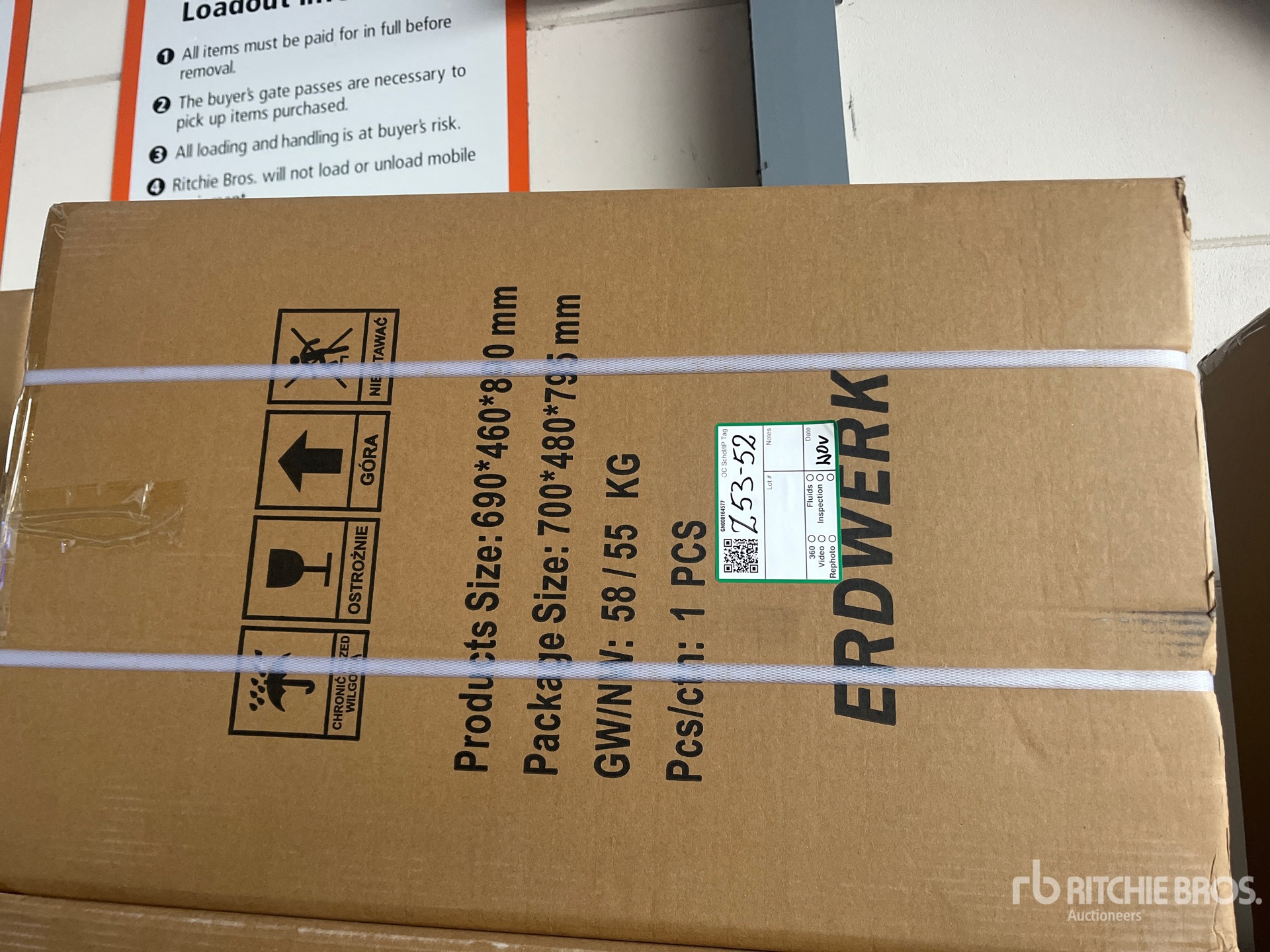 General Appearance with Picture, Left Front Corner