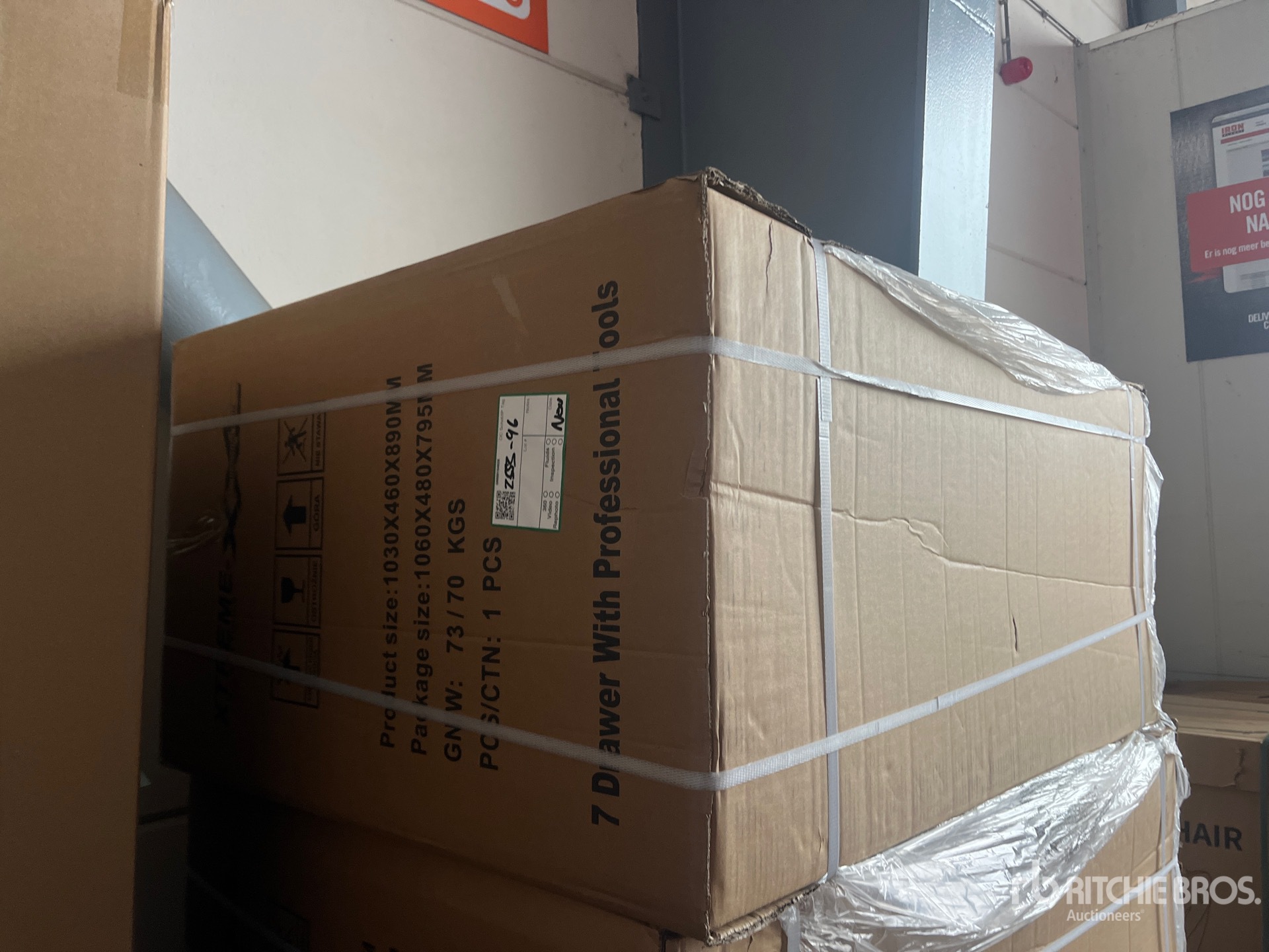 General Appearance with Picture, Left Front Corner