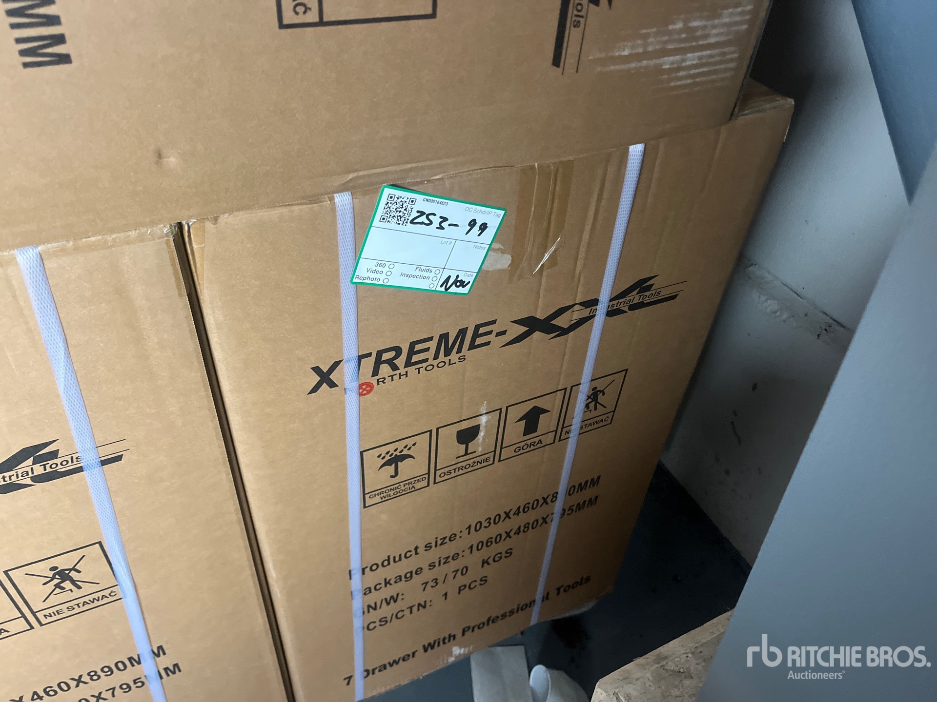 General Appearance with Picture, Left Front Corner